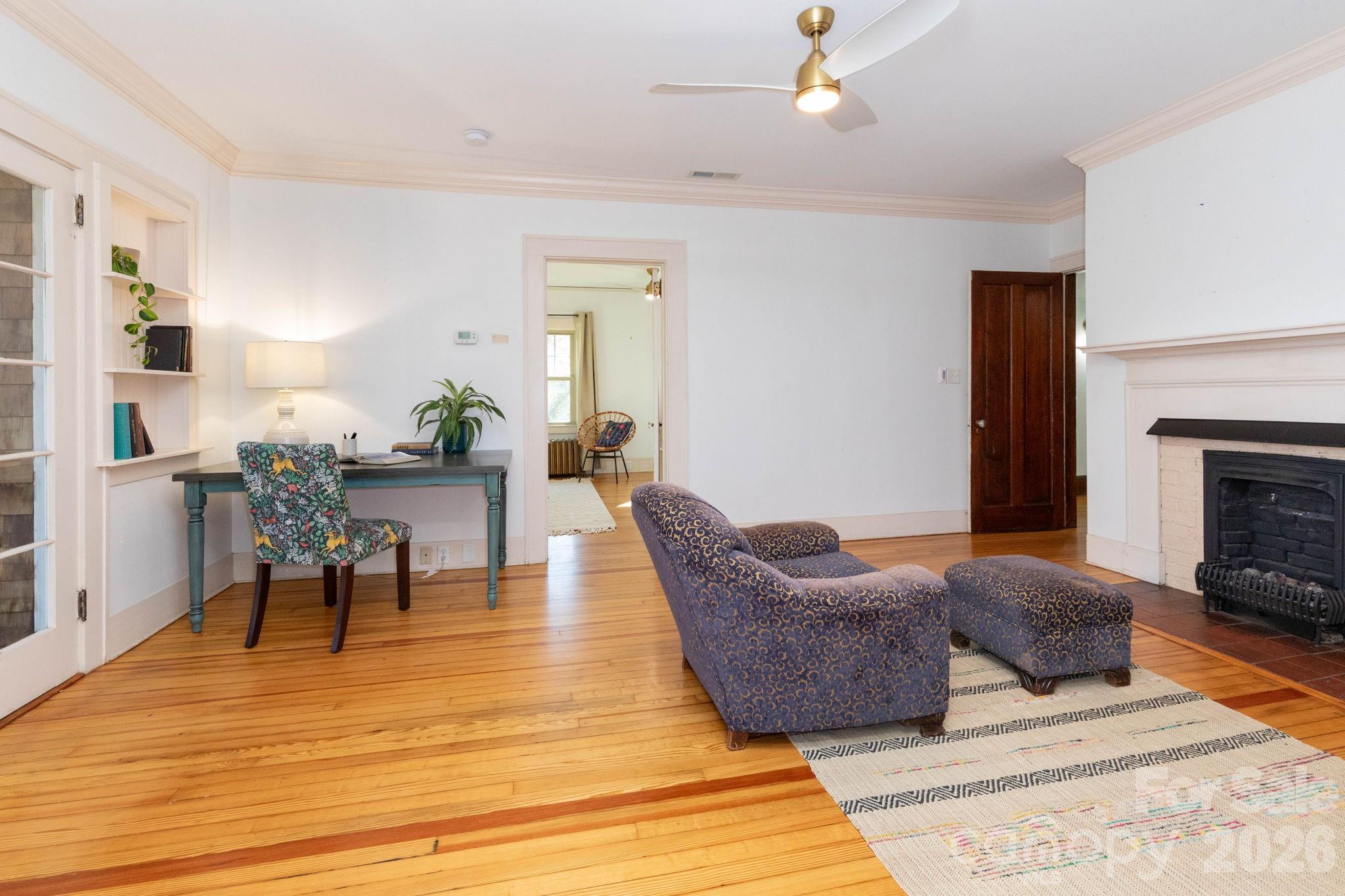 302 Iron Ridge Loop Property Photo 17