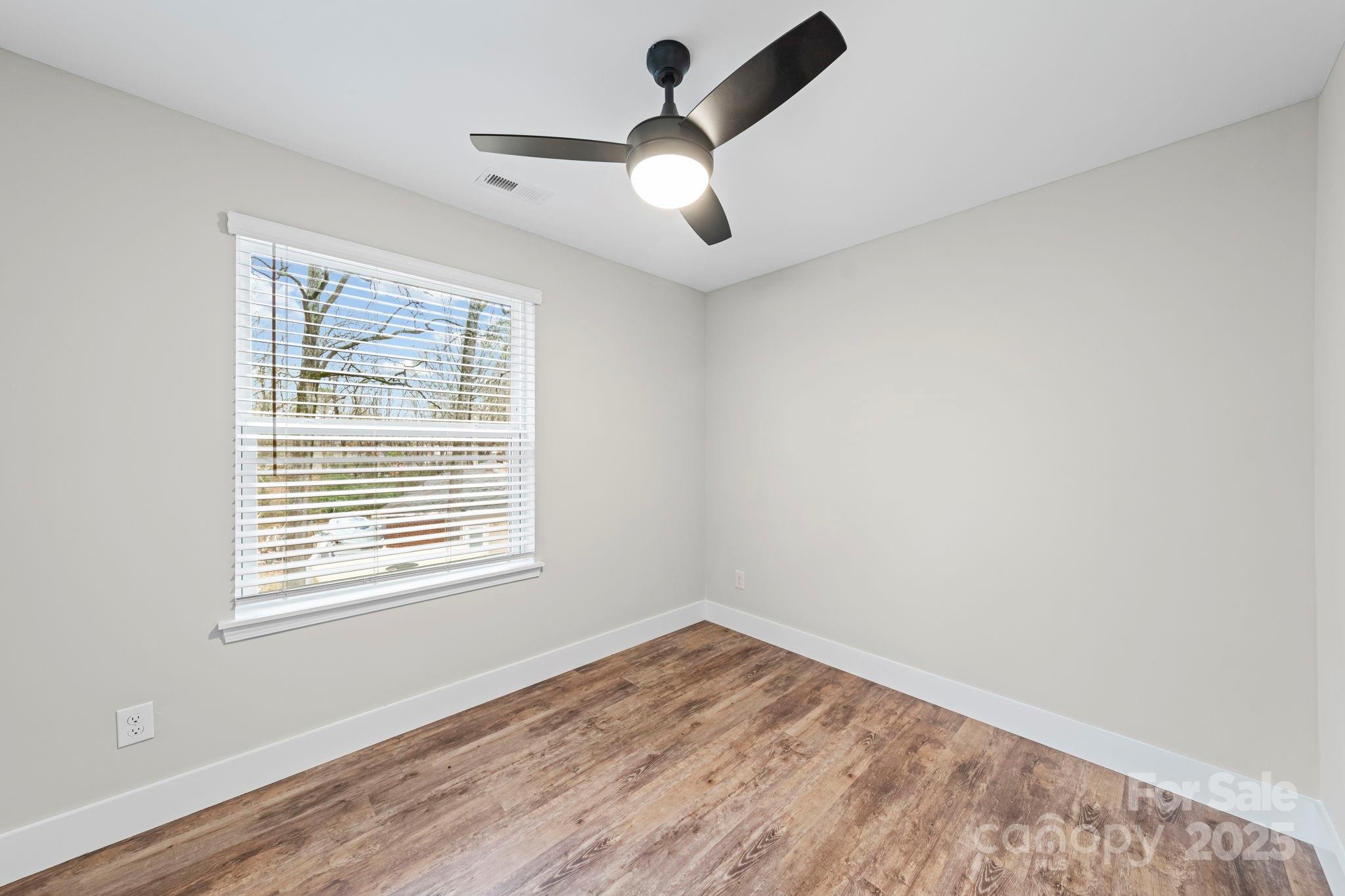 1605 Williams Road Property Photo 9