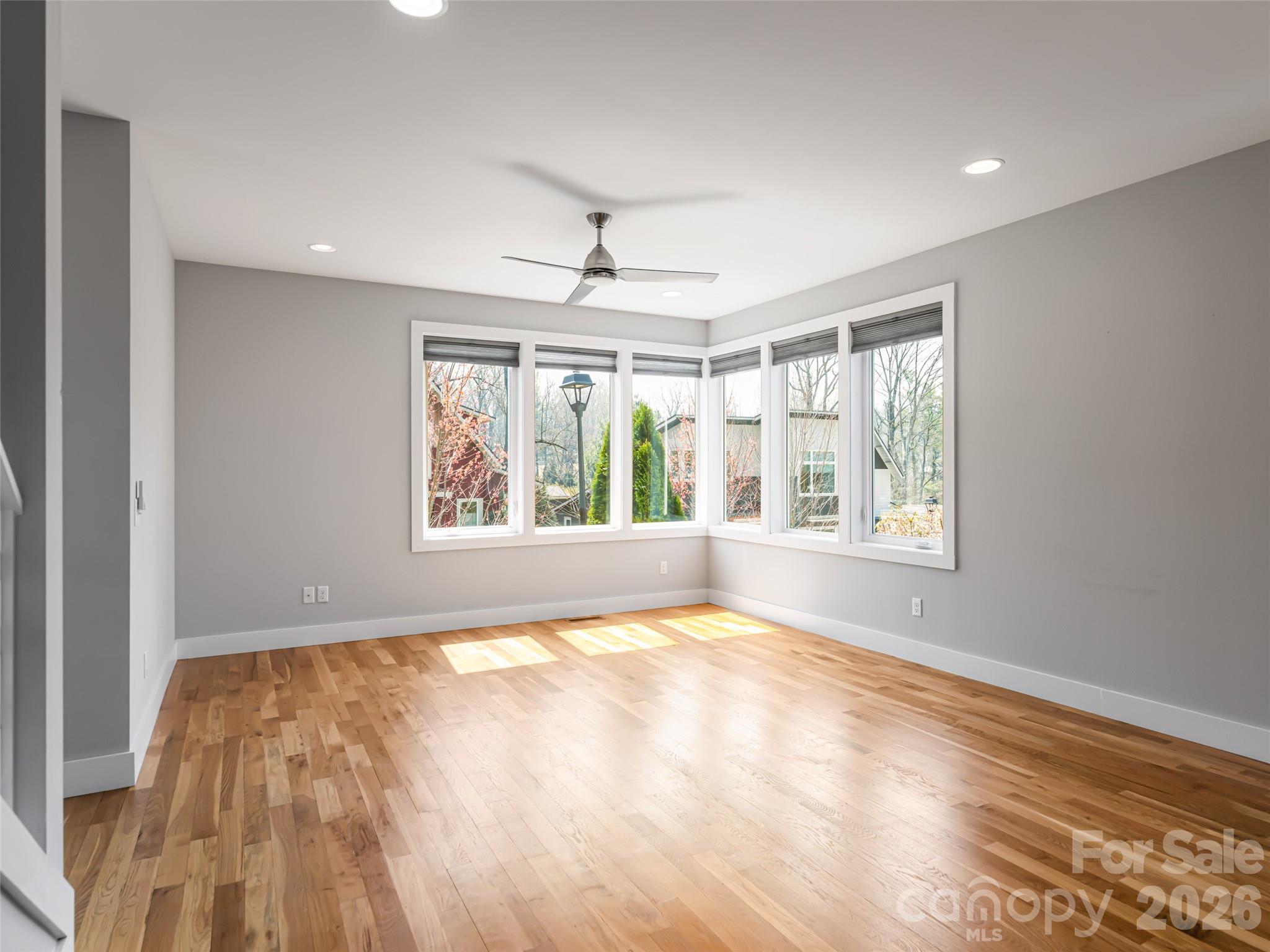 27 Mauricet Lane Property Photo 11