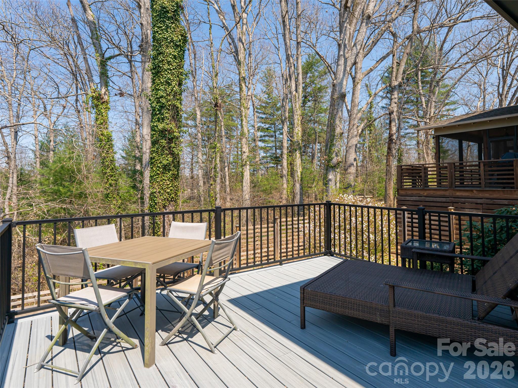 27 Mauricet Lane Property Photo 25
