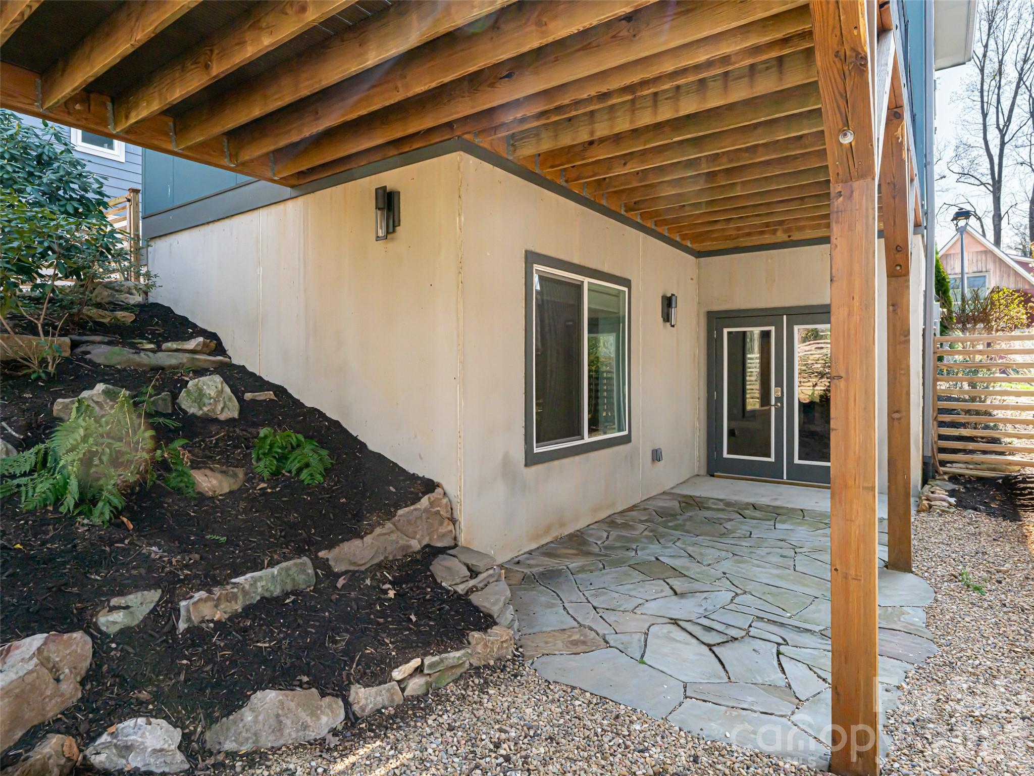 27 Mauricet Lane Property Photo 42