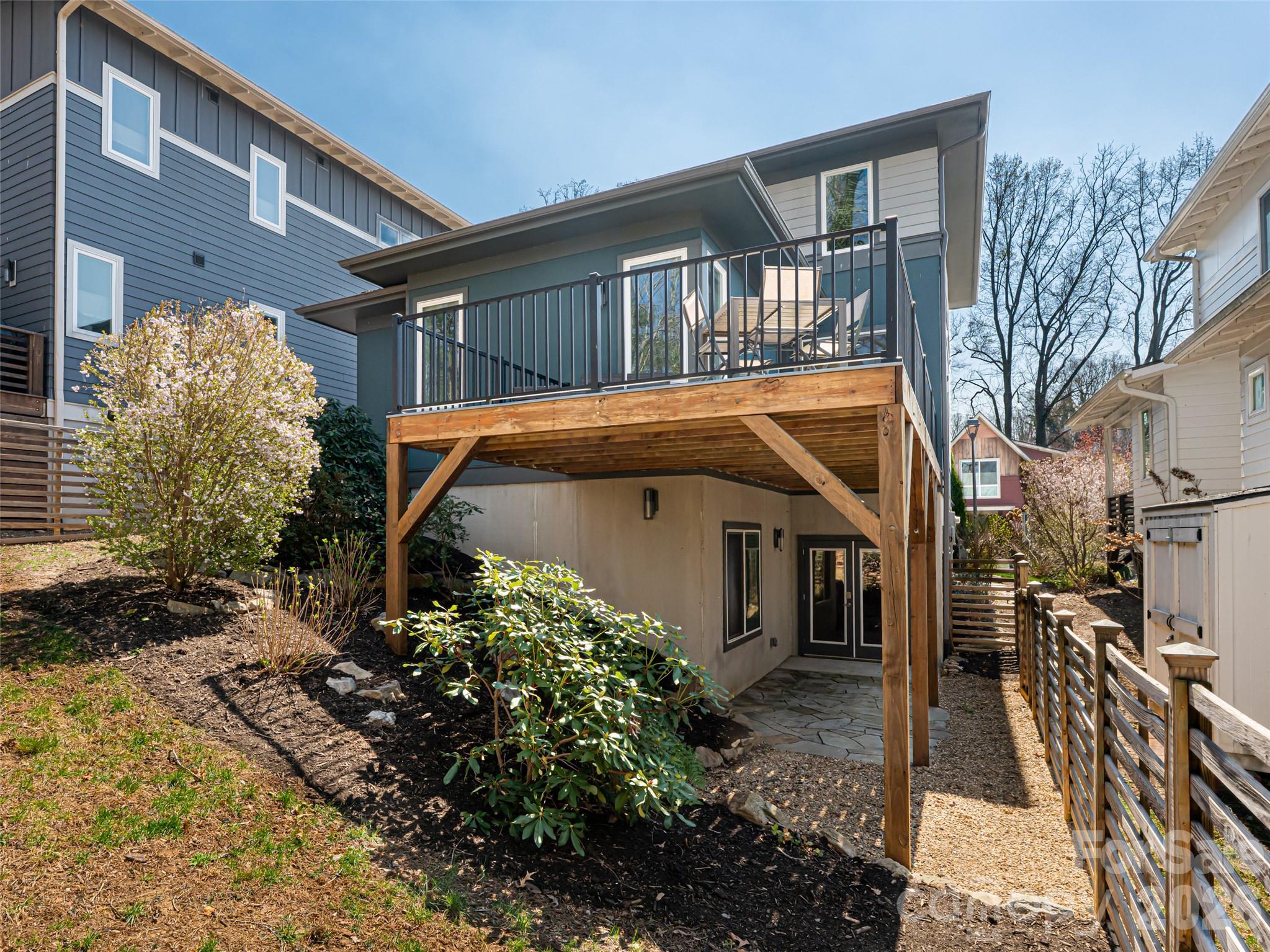 27 Mauricet Lane Property Photo 43