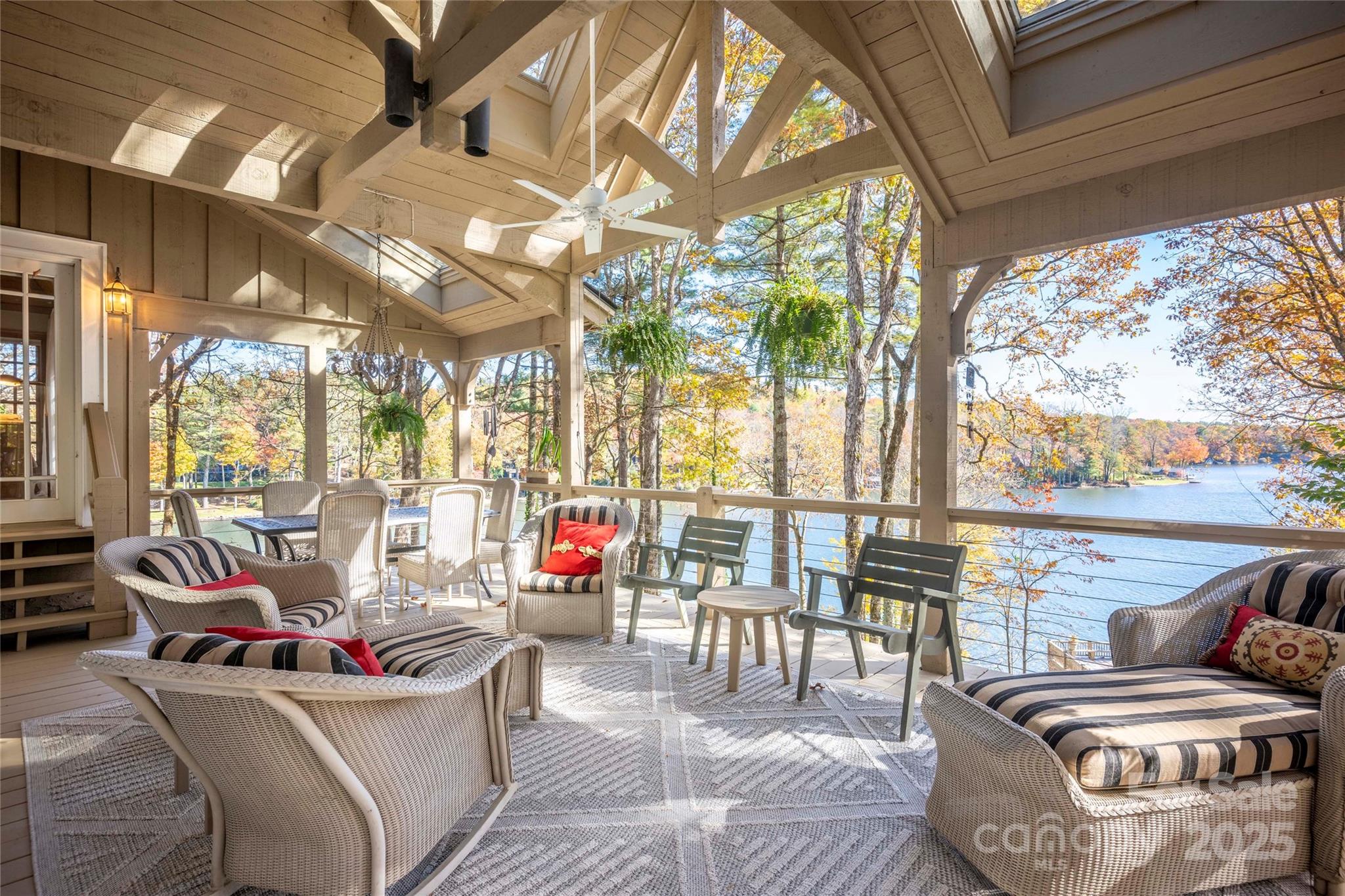 132 Red Bird Circle Property Photo 13
