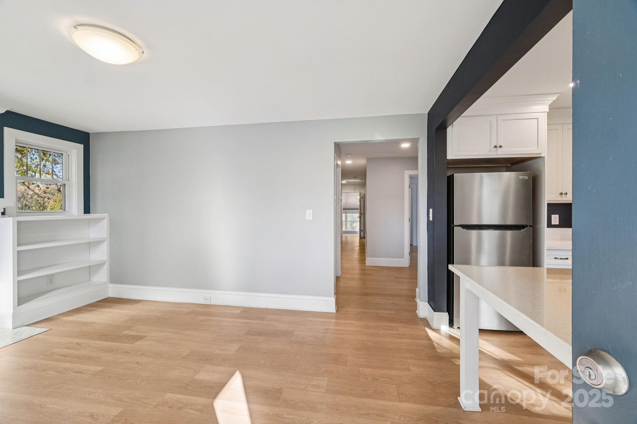 611 Sumner Street Property Photo 4