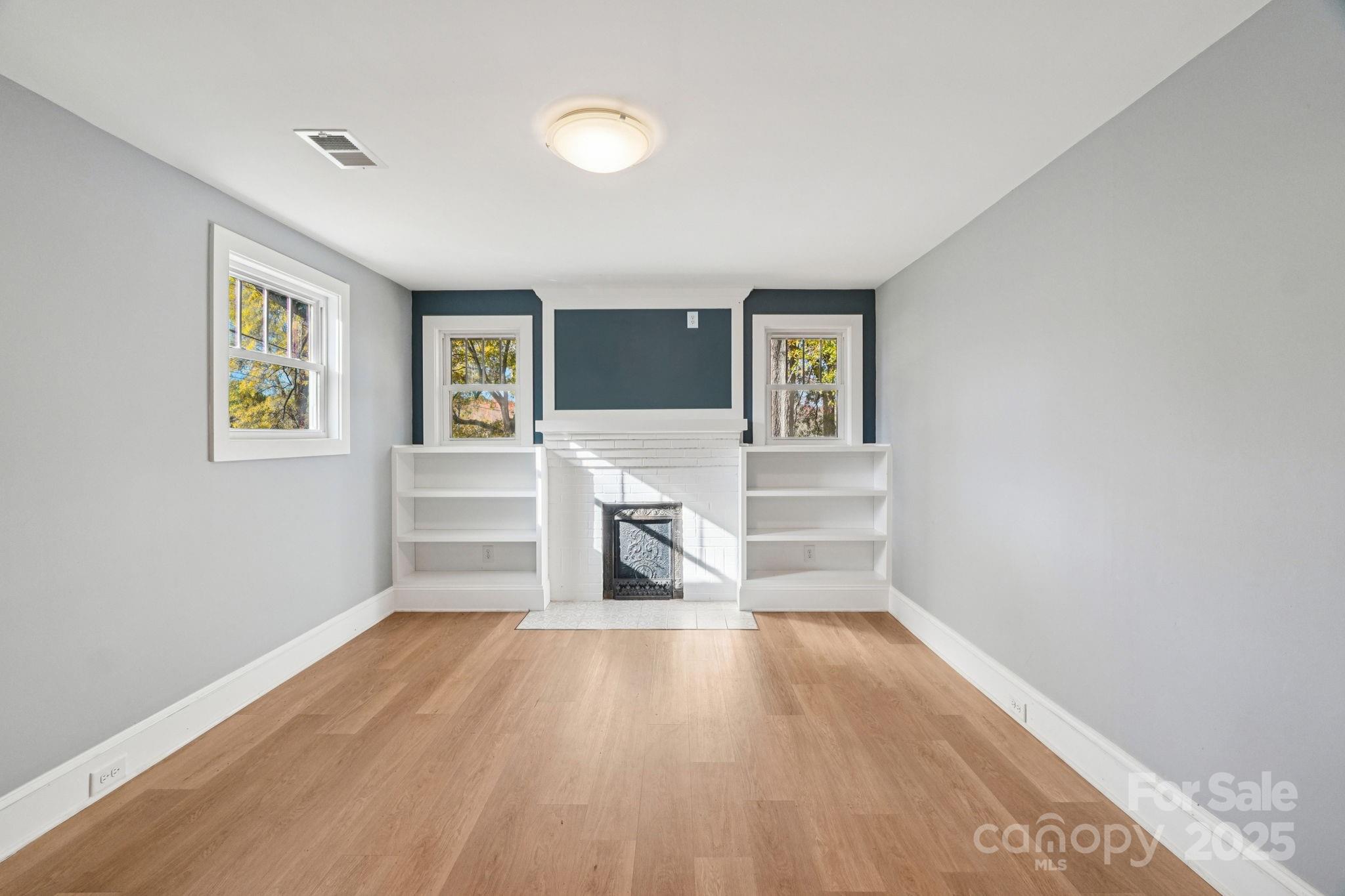 611 Sumner Street Property Photo 7