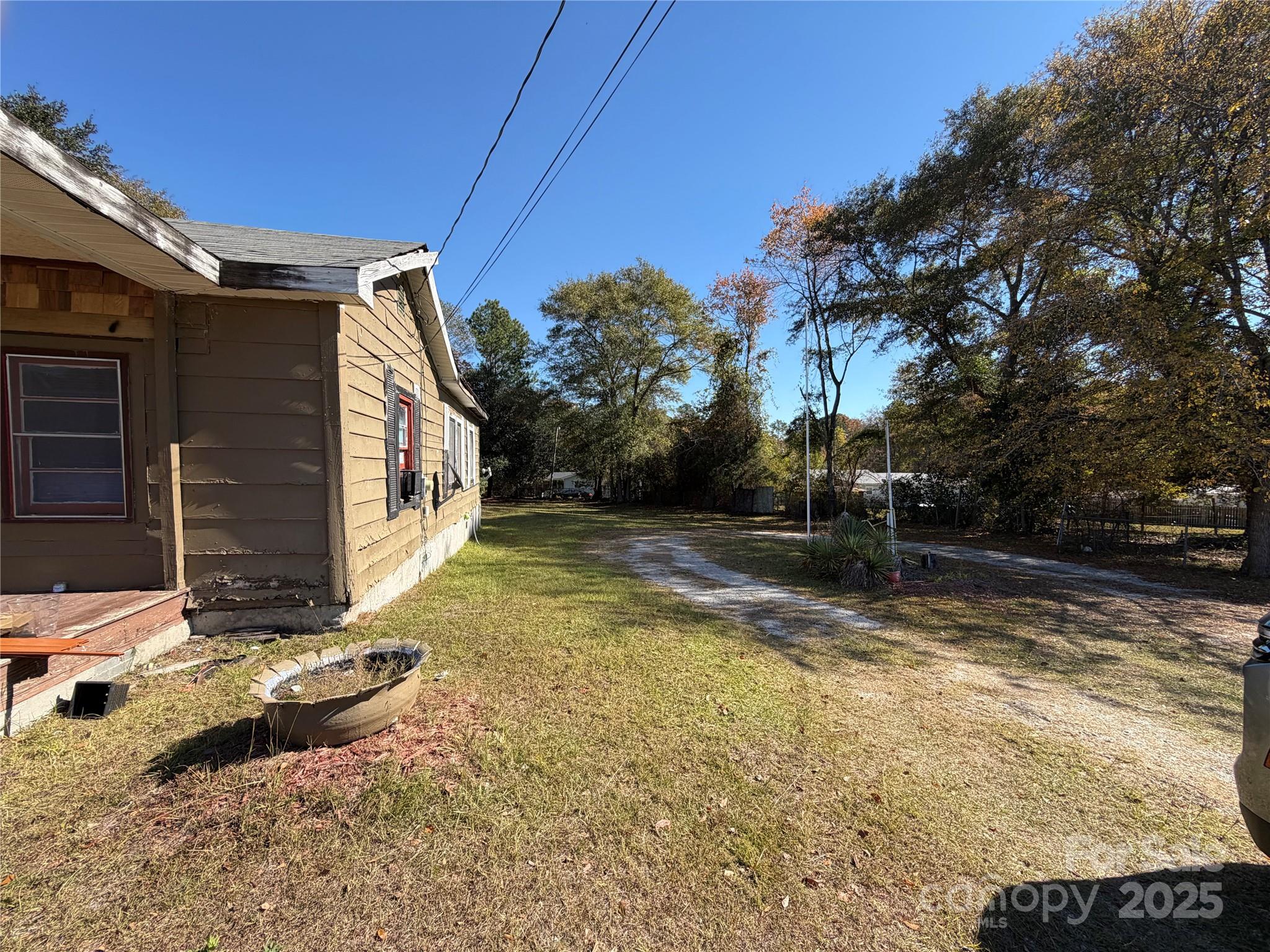 517 Peru Road Property Photo 5