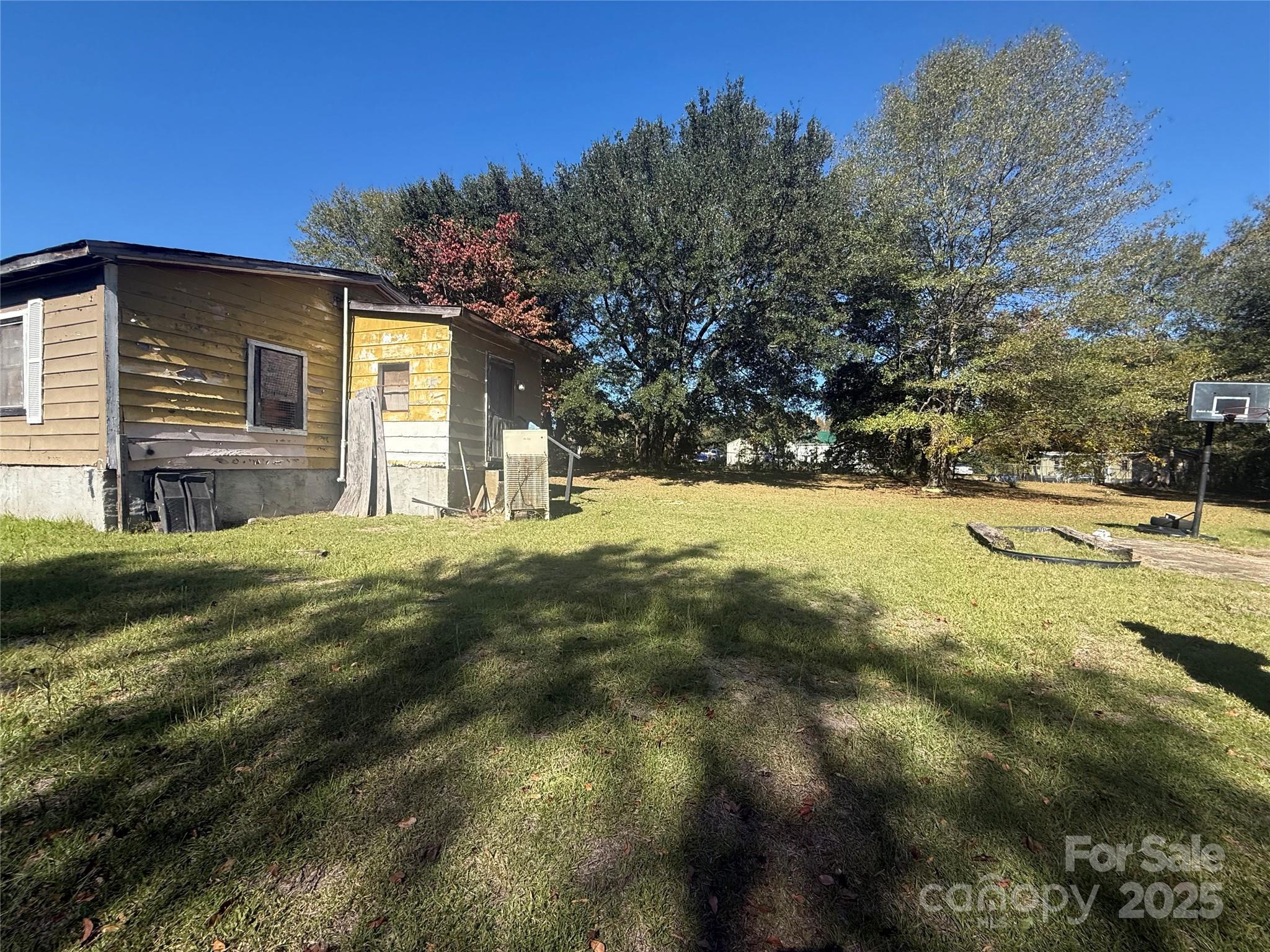 517 Peru Road Property Photo 8