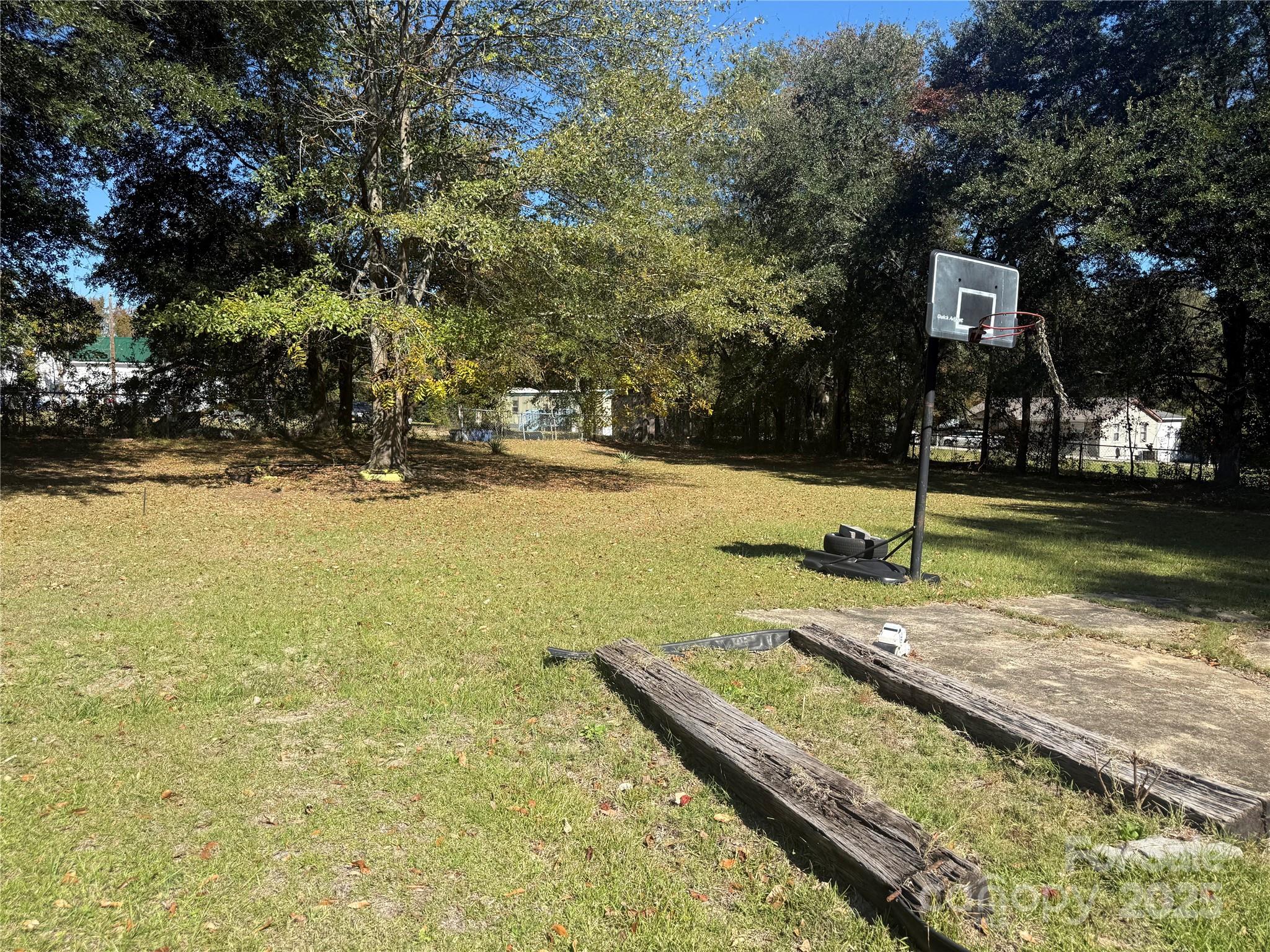 517 Peru Road Property Photo 11