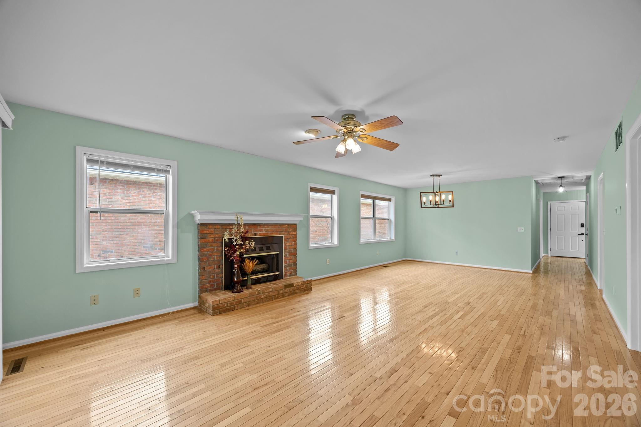 125 Exeter Court Property Photo 21