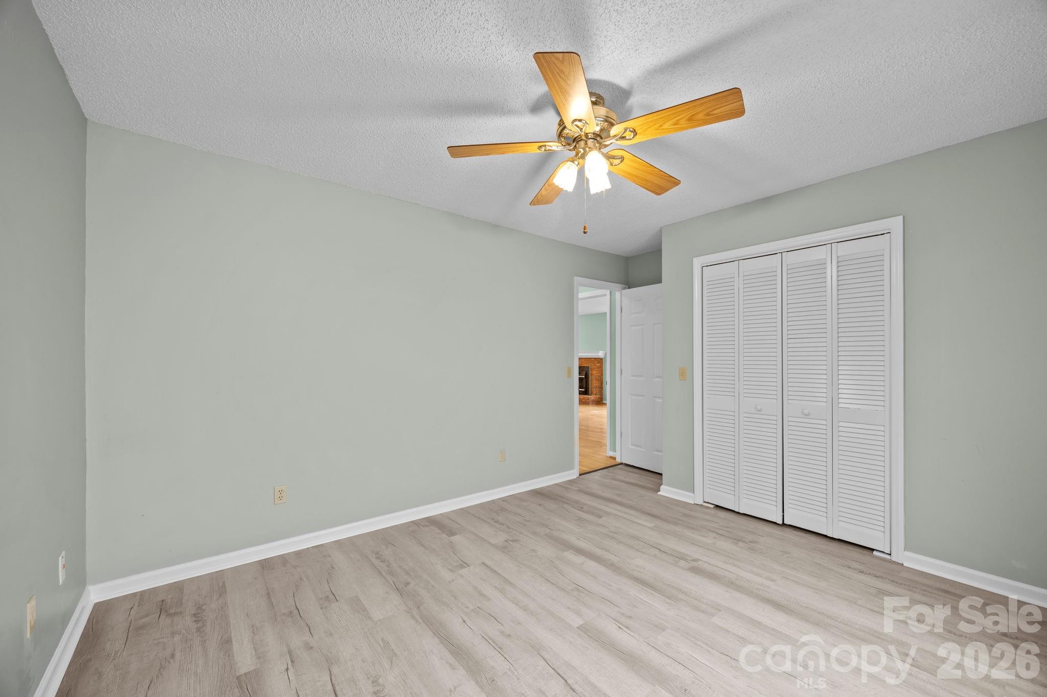 125 Exeter Court Property Photo 34