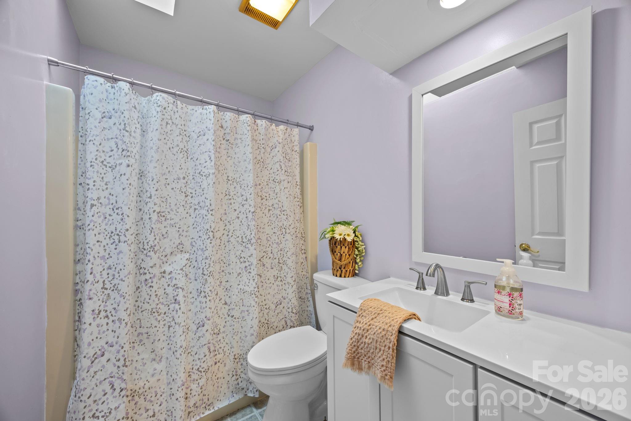 125 Exeter Court Property Photo 35