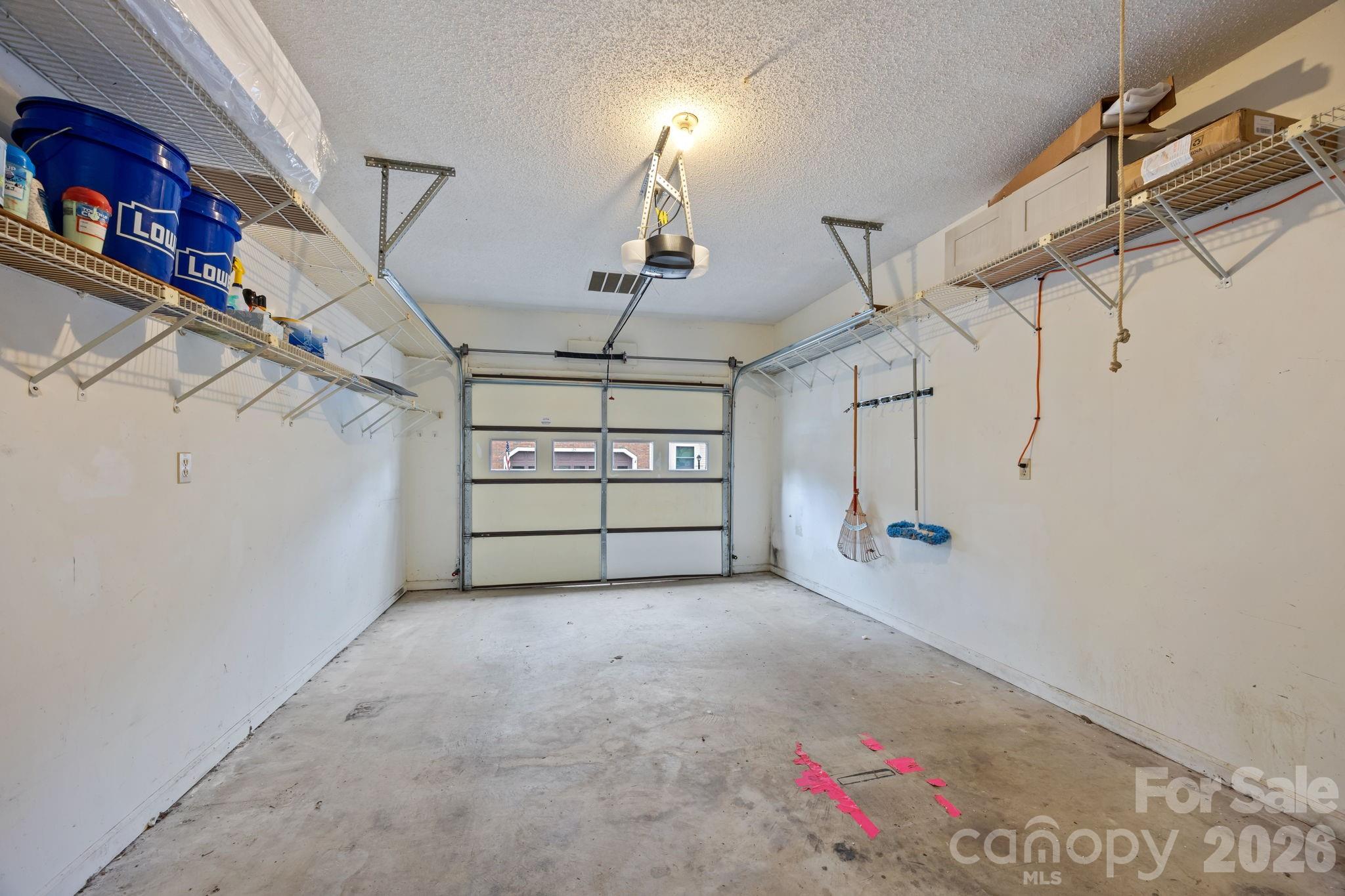 125 Exeter Court Property Photo 36