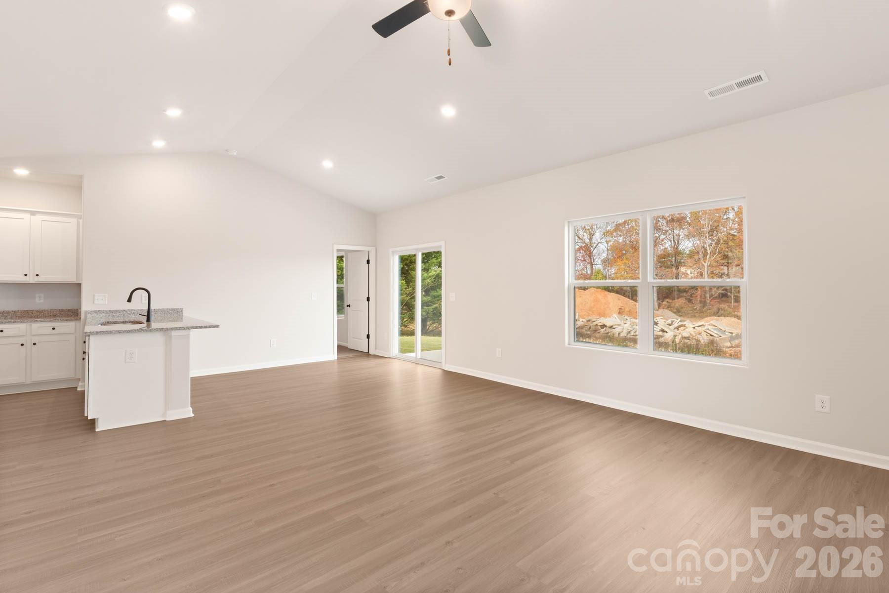 421 Robindale Court Property Photo 3