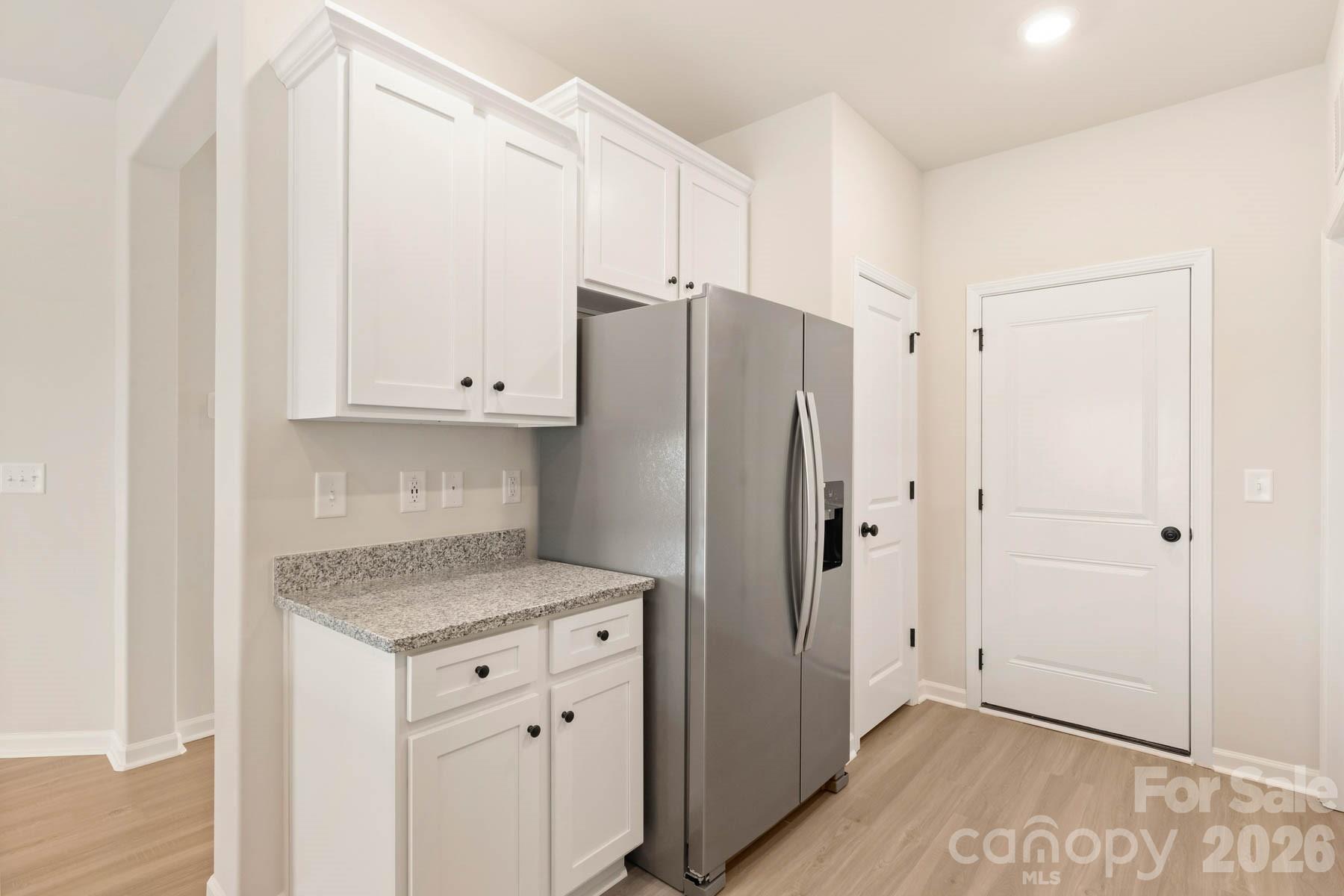 421 Robindale Court Property Photo 8