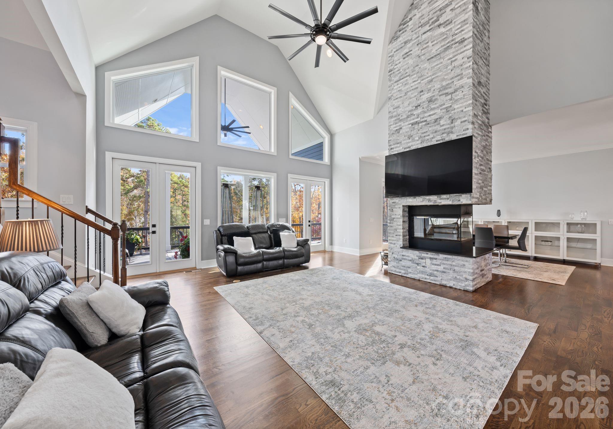 16312 Cozy Cove Road Property Photo 13