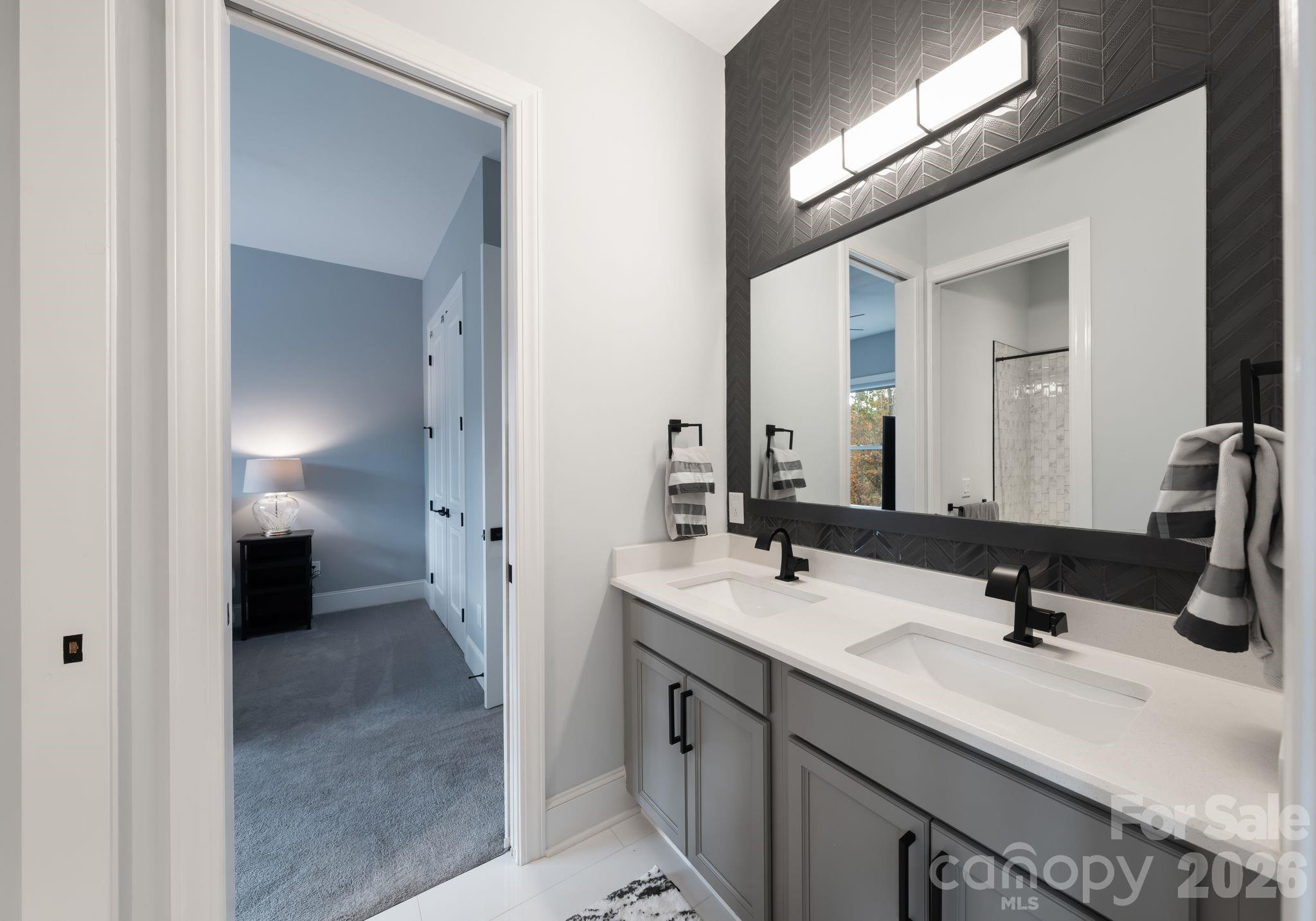 16312 Cozy Cove Road Property Photo 28