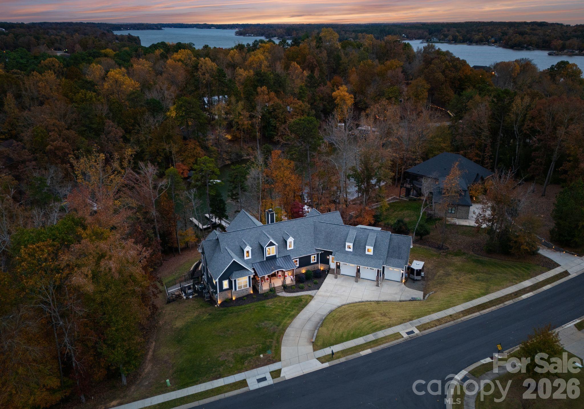 16312 Cozy Cove Road Property Photo 43