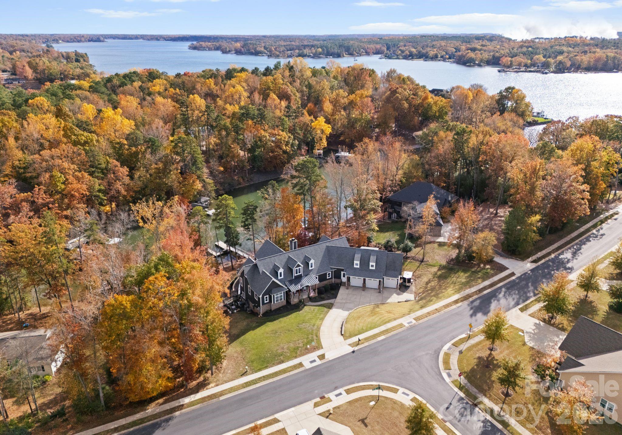 16312 Cozy Cove Road Property Photo 46