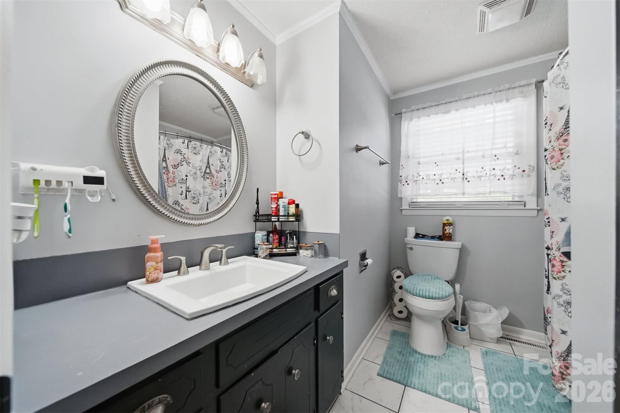 304 Parlier Avenue Property Photo 19
