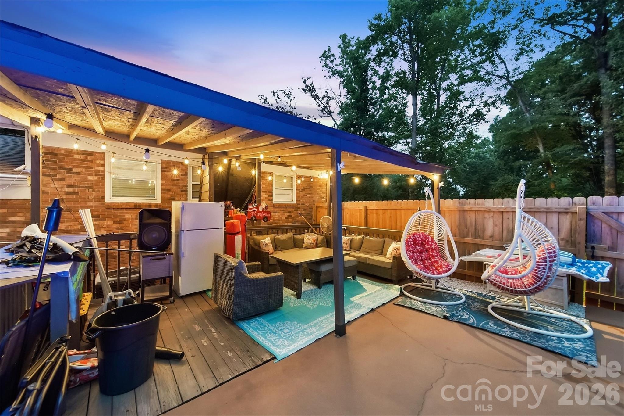 304 Parlier Avenue Property Photo 46