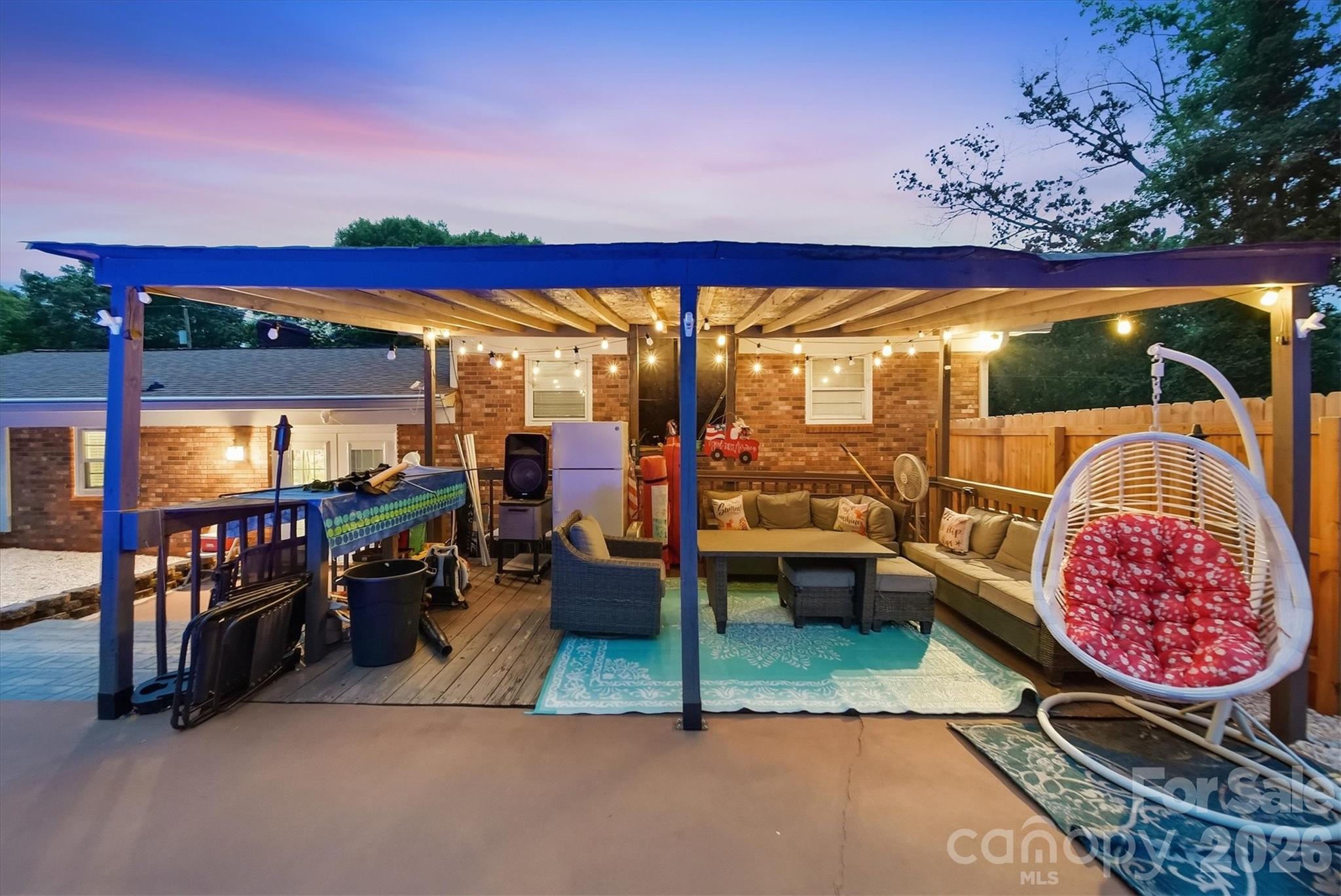 304 Parlier Avenue Property Photo 47