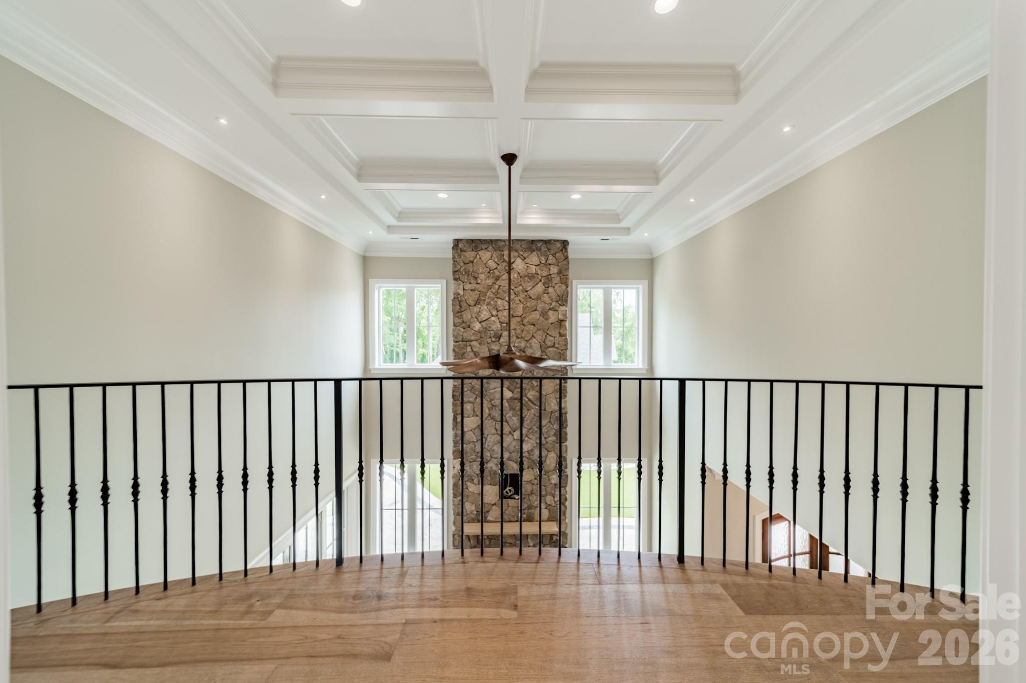 525 Winding Way 7 Property Photo 42