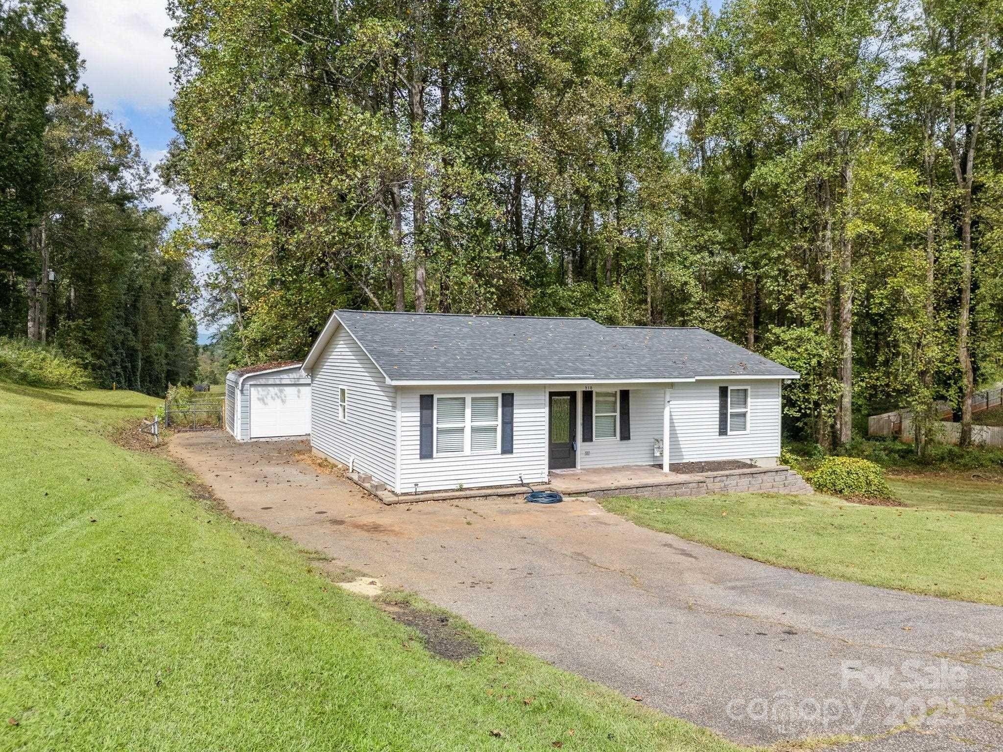 310 Scenic Avenue Property Photo 1