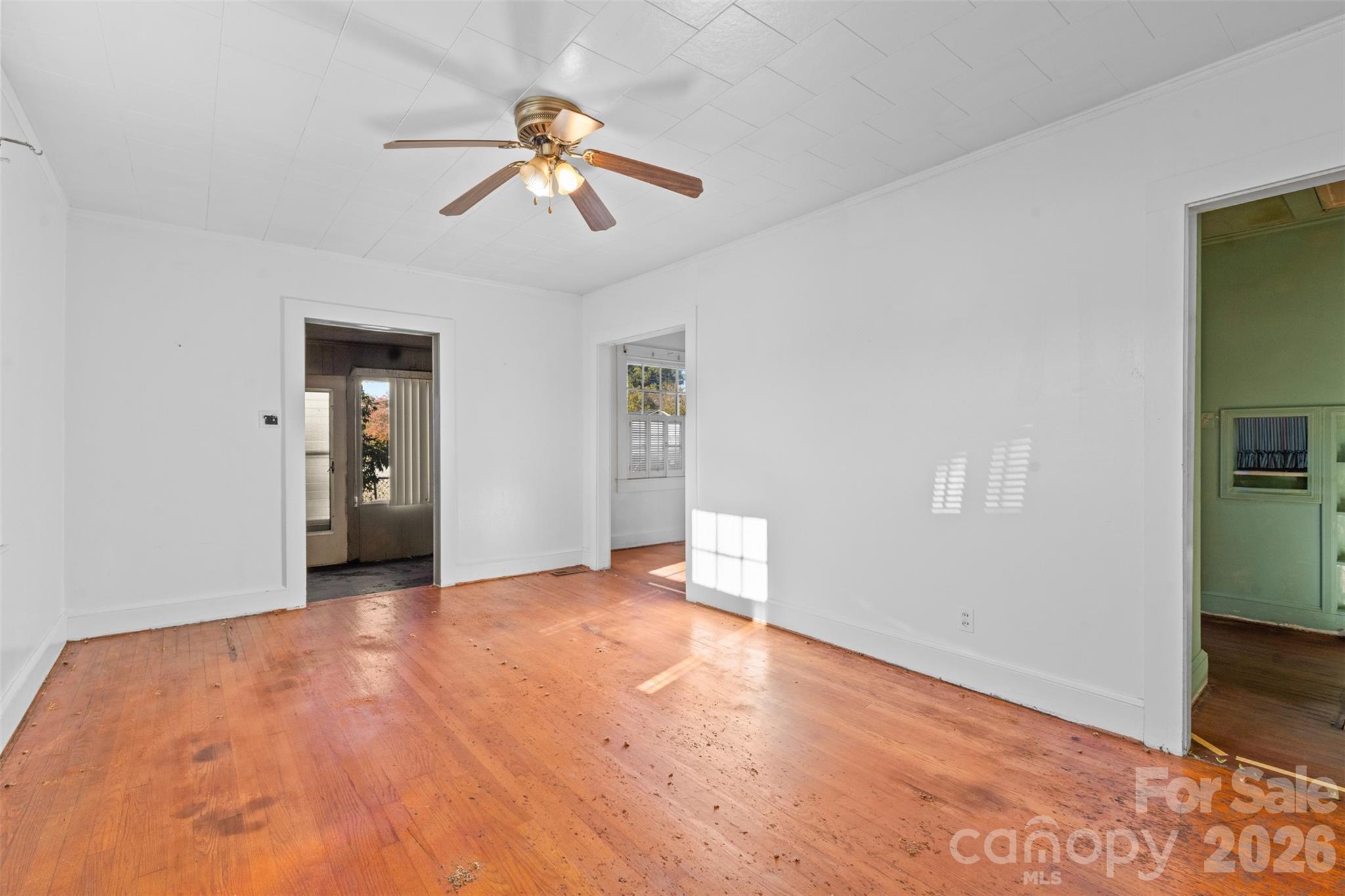 811 Cherry Road Property Photo 3
