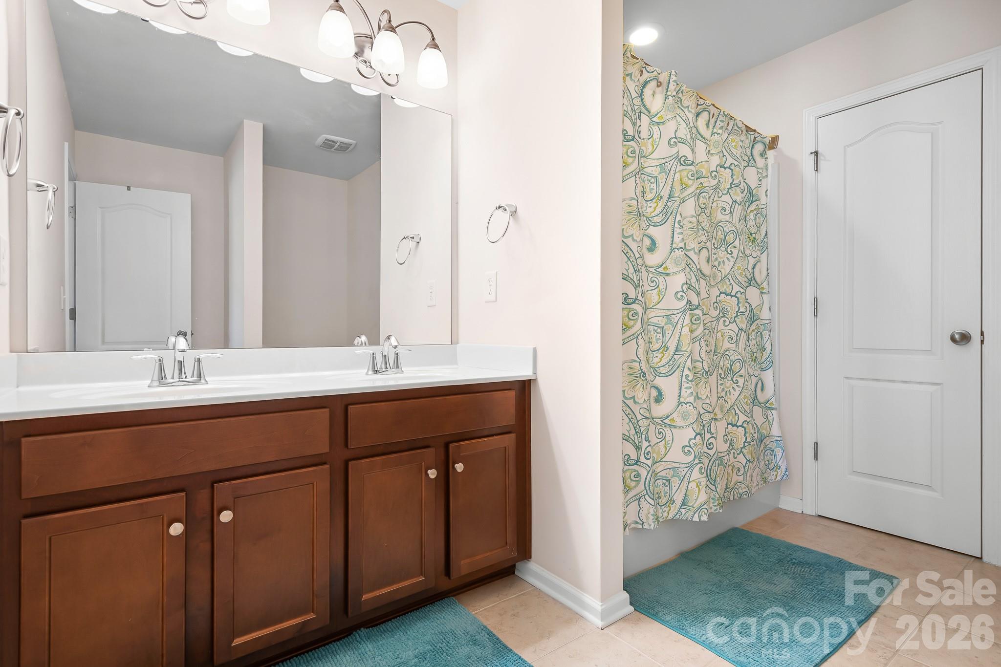 18478 W Catawba Avenue Property Photo 27