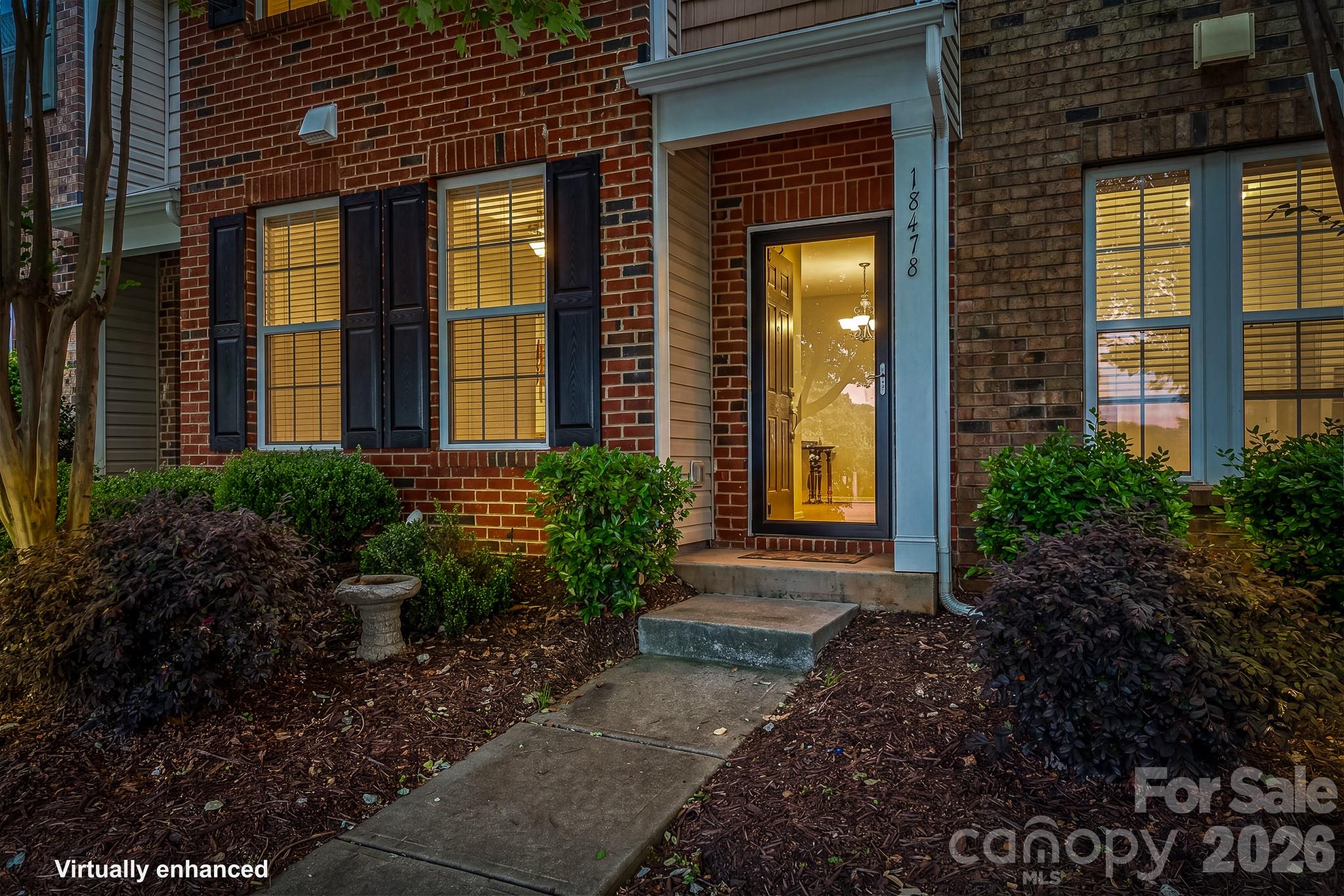18478 W Catawba Avenue Property Photo 32