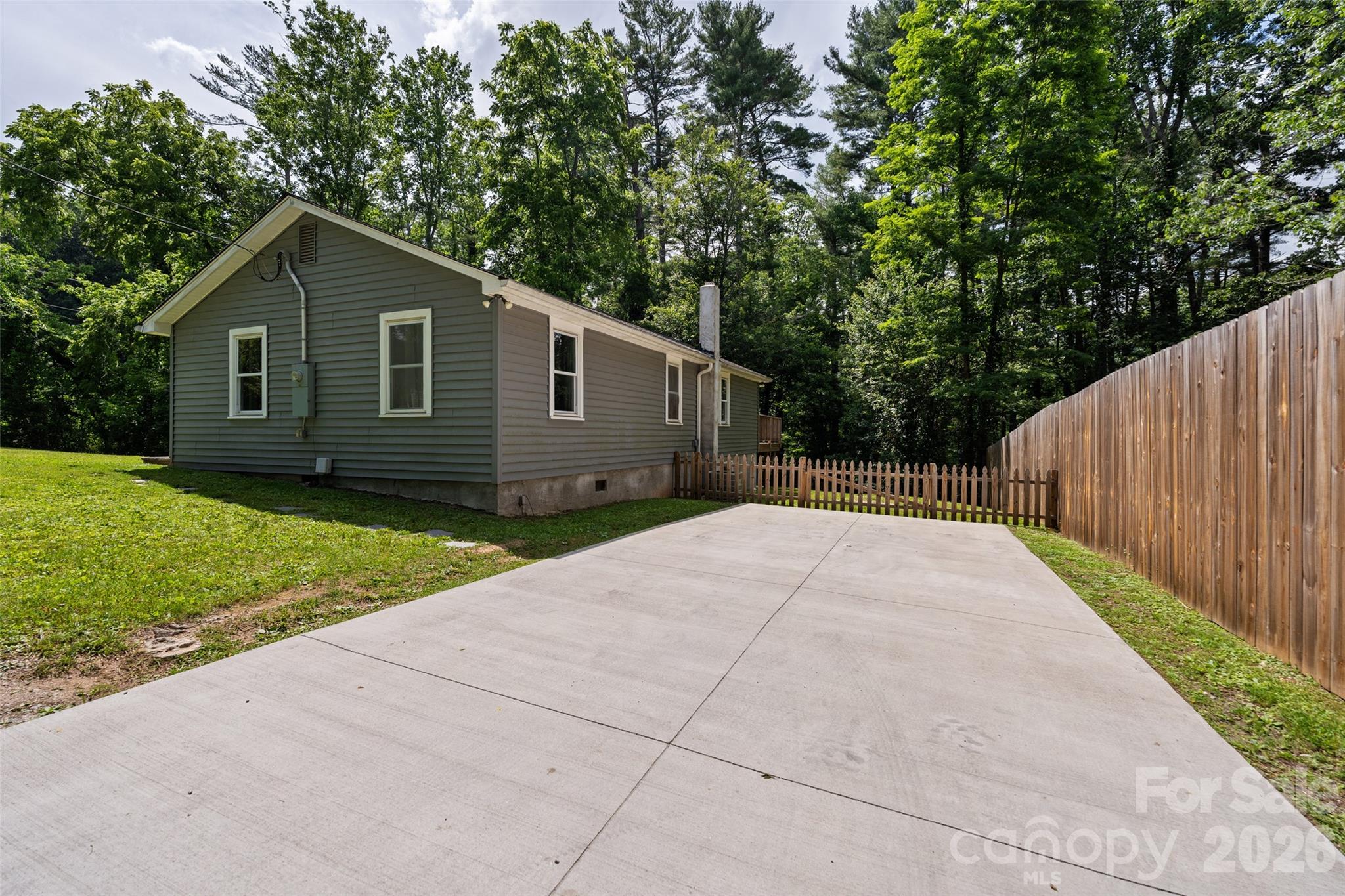 334 Mills Gap Road Property Photo 19