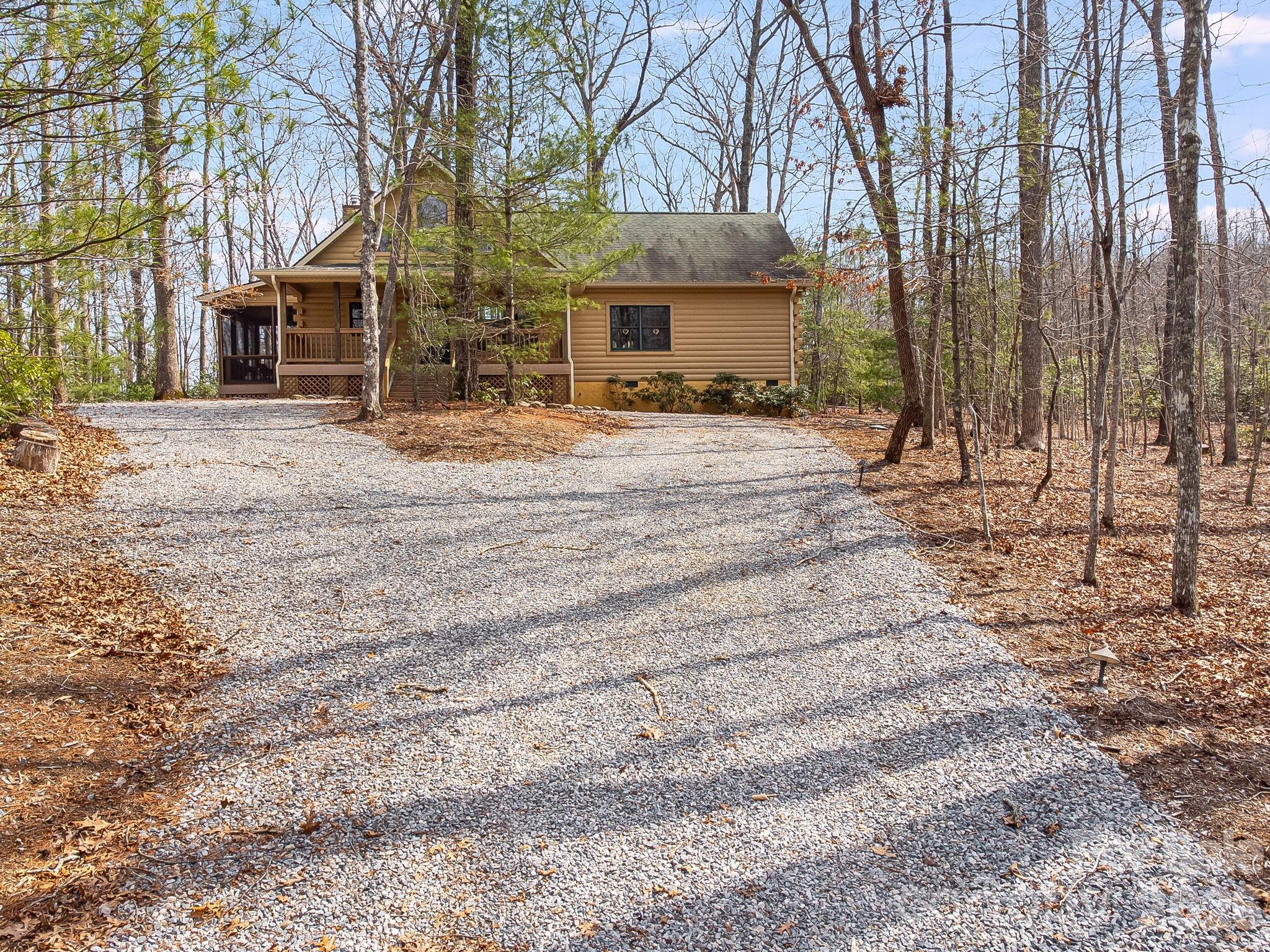 240 Ravenswood Drive Property Photo 32