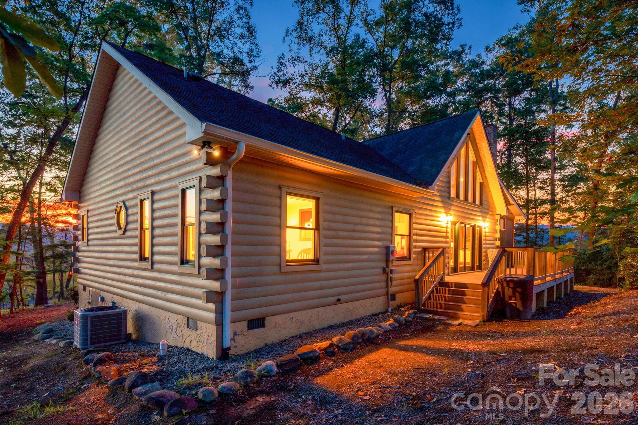 240 Ravenswood Drive Property Photo 35