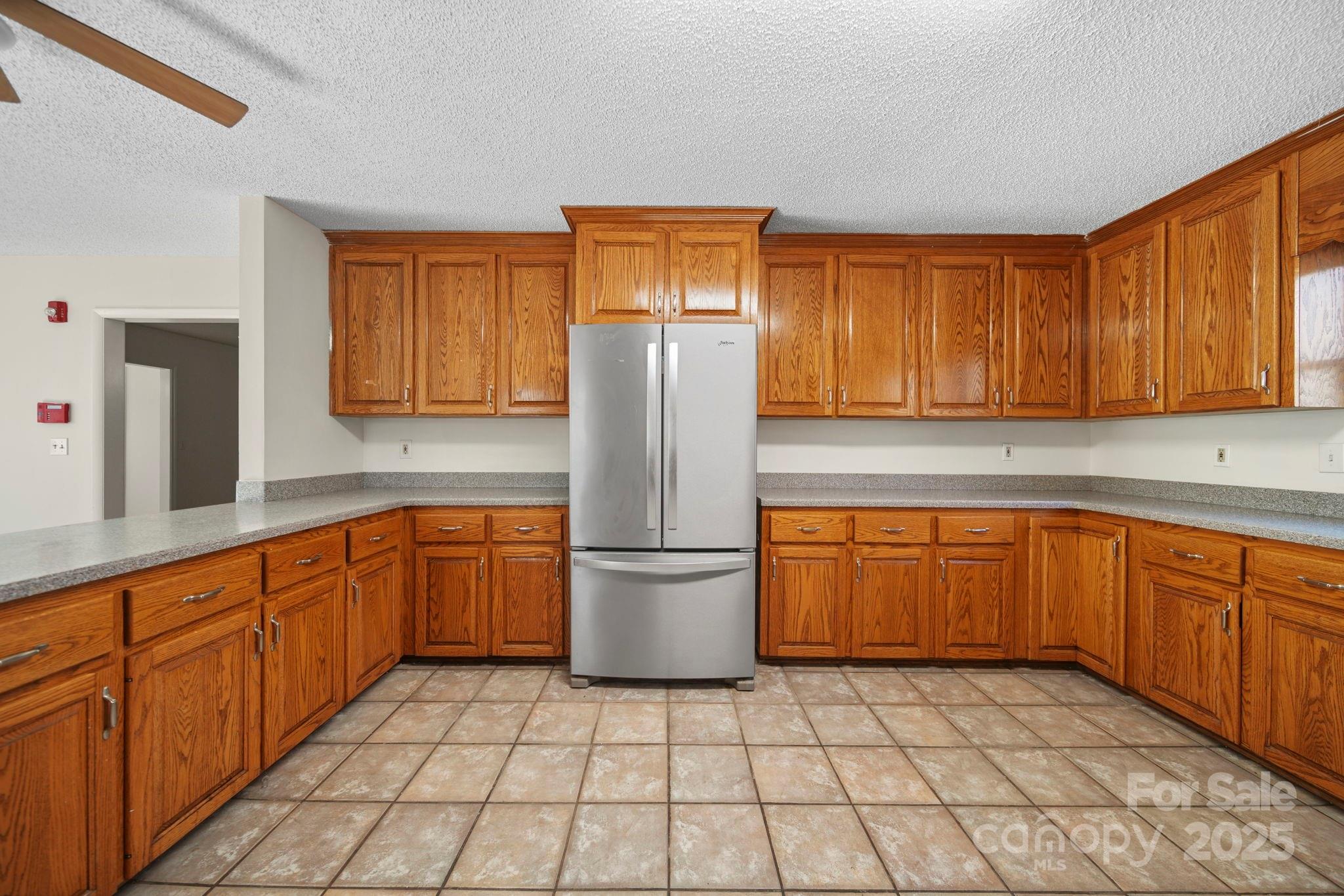 1015 Elizabeth Drive Property Photo 15