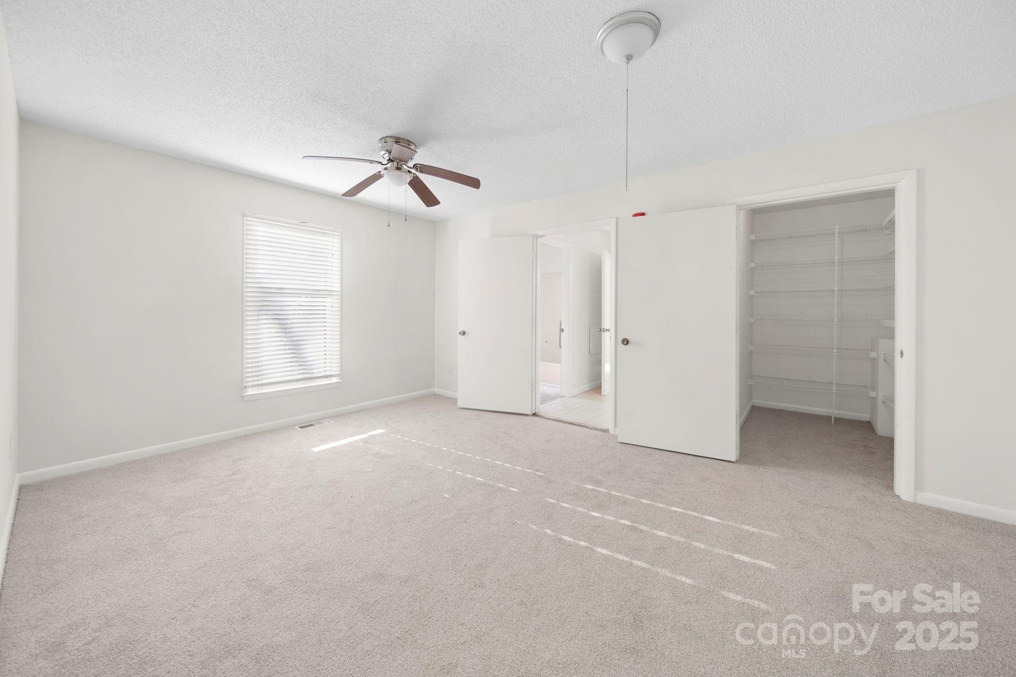 1015 Elizabeth Drive Property Photo 22