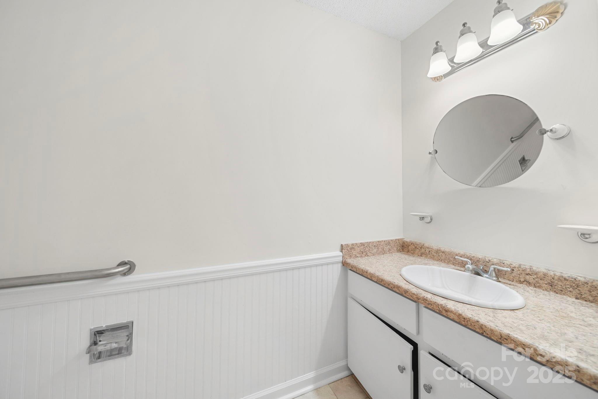 1015 Elizabeth Drive Property Photo 28