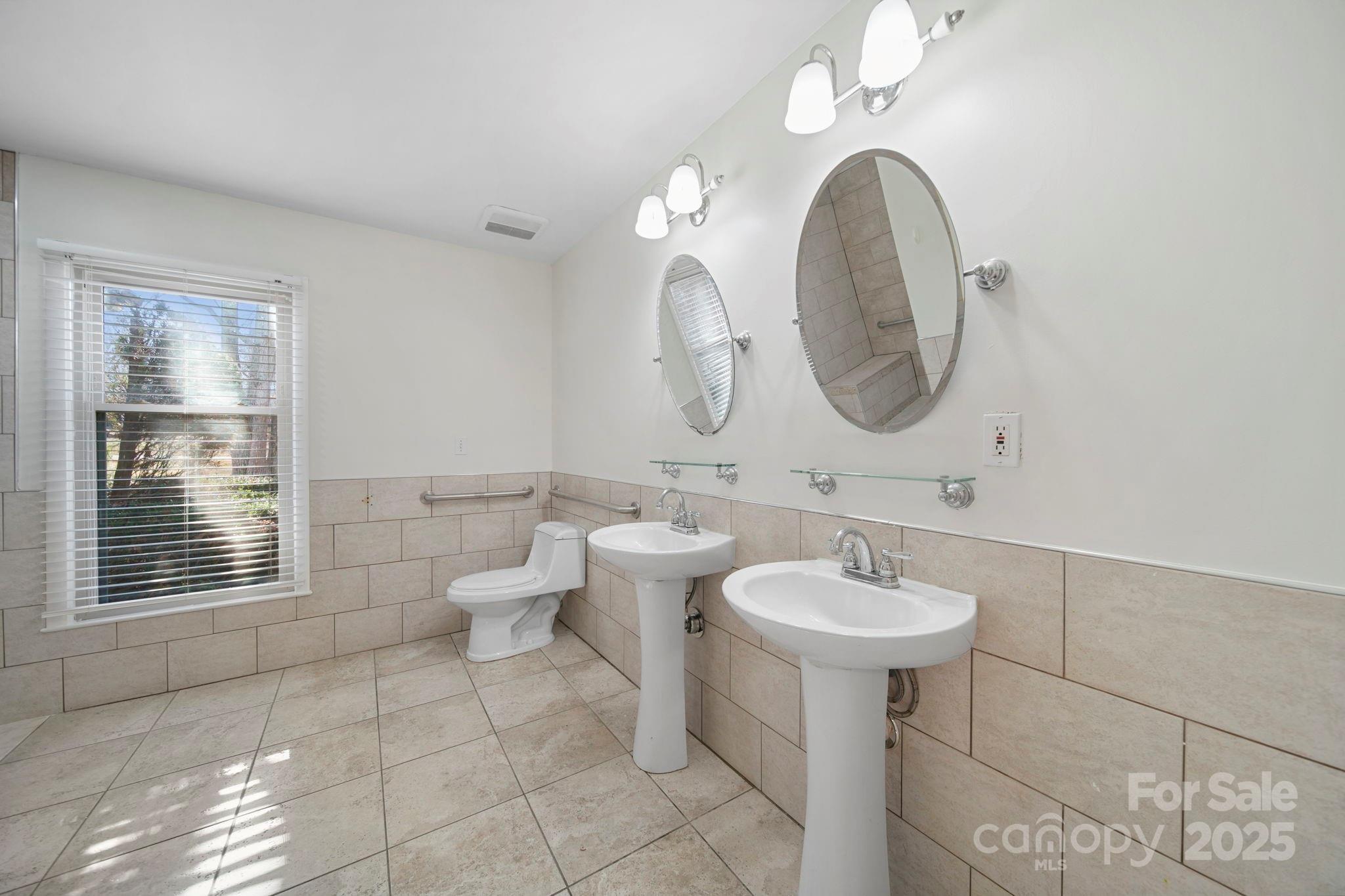 1015 Elizabeth Drive Property Photo 36