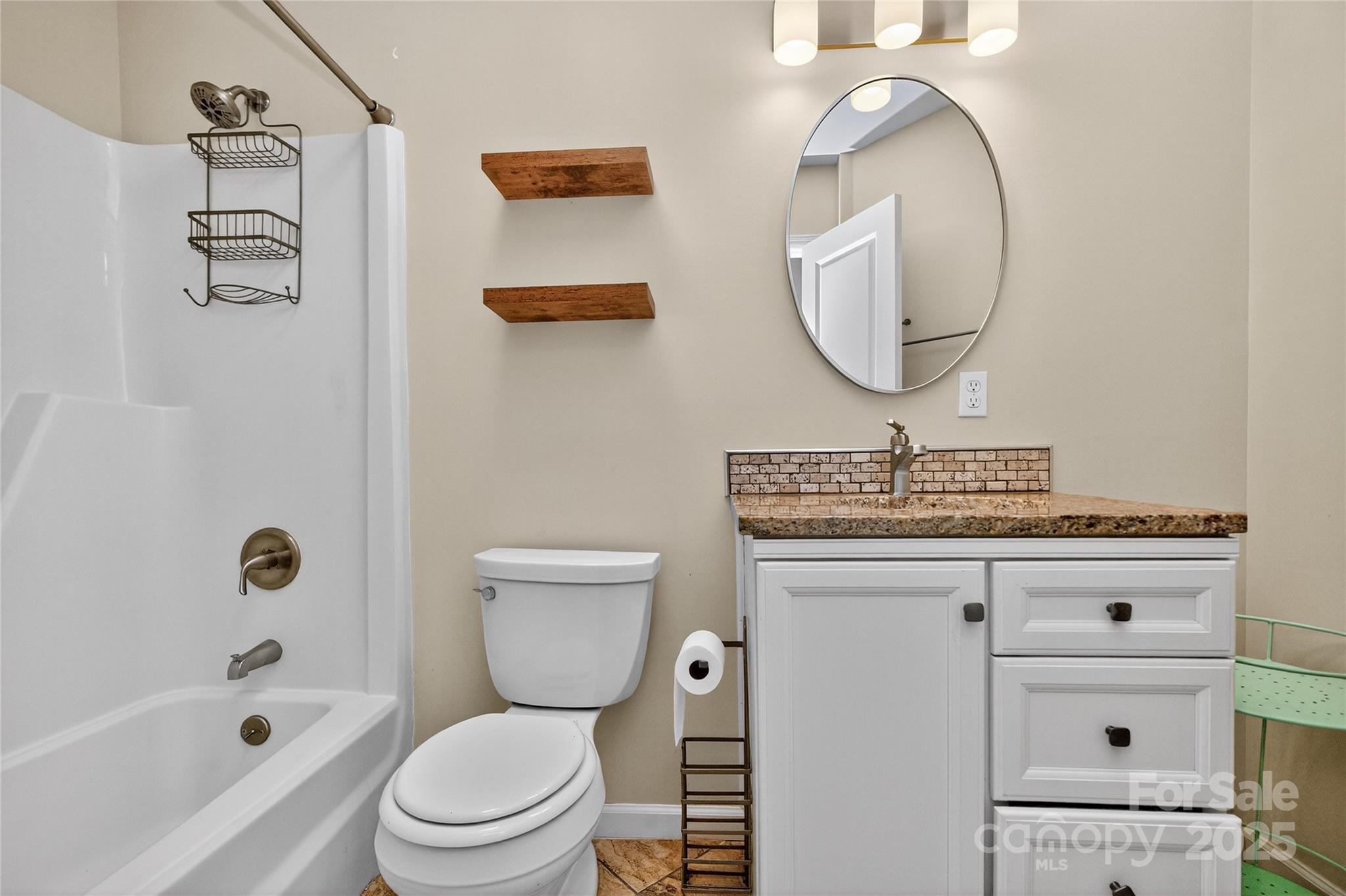 2907 Ashe Croft Drive Property Photo 10