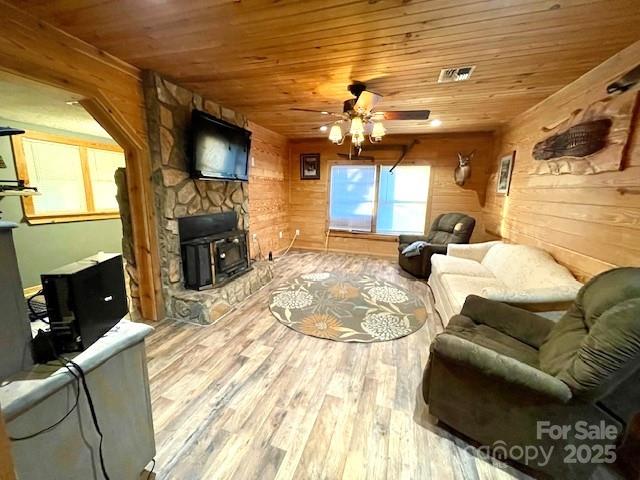 935 E Us 74 Business Highway Property Photo 15