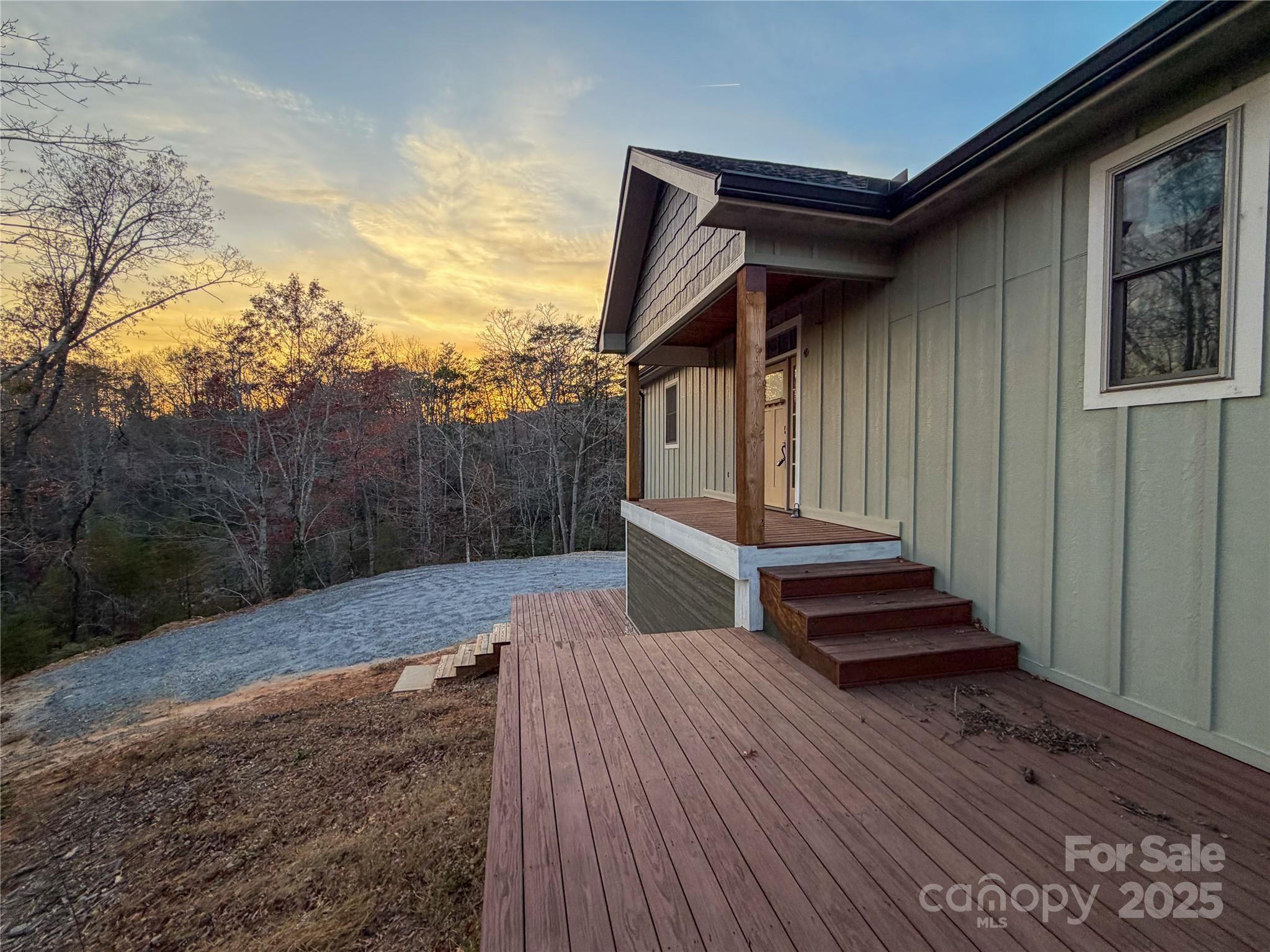 864 Matho Trace Property Photo 17