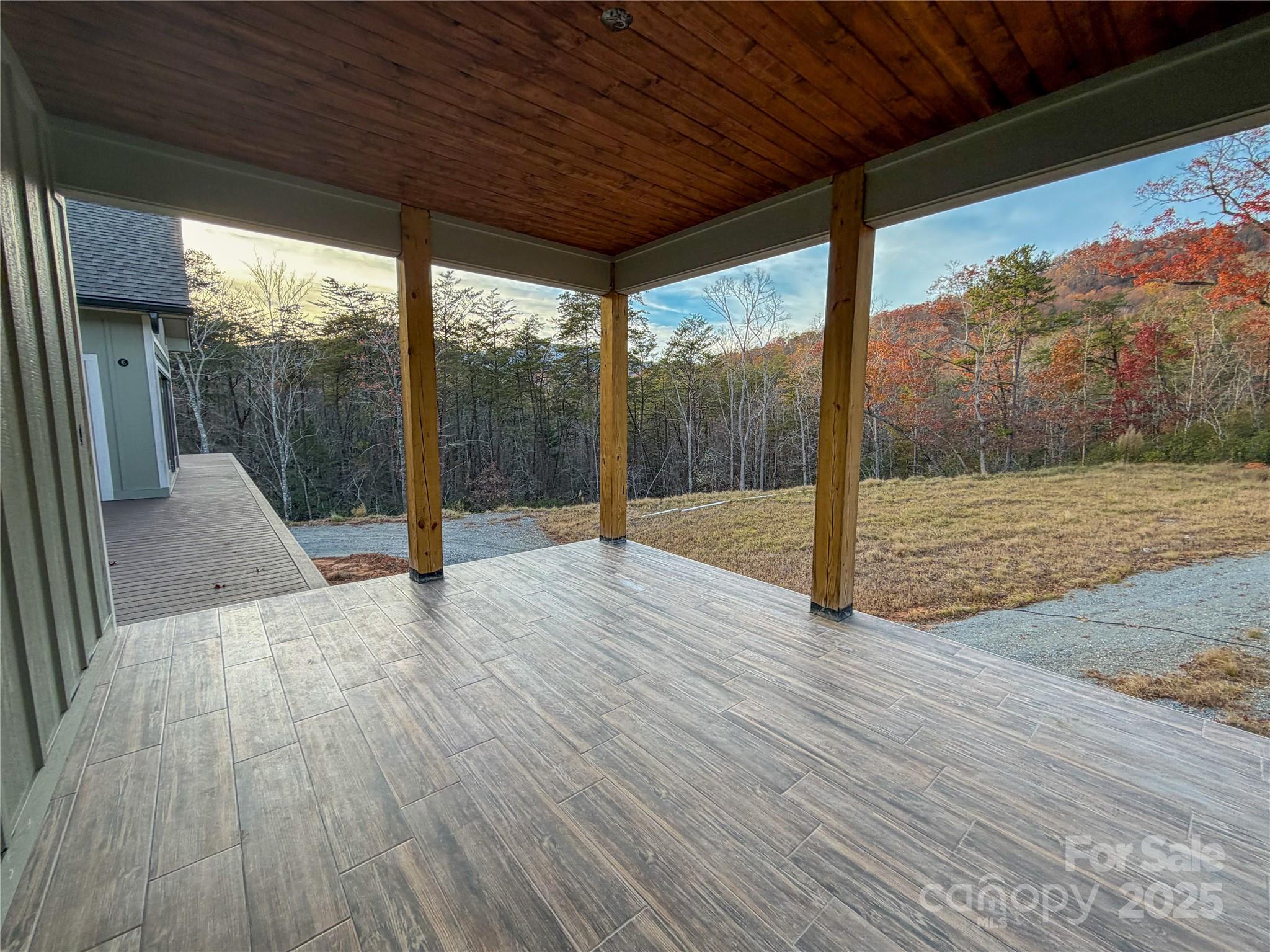 864 Matho Trace Property Photo 23