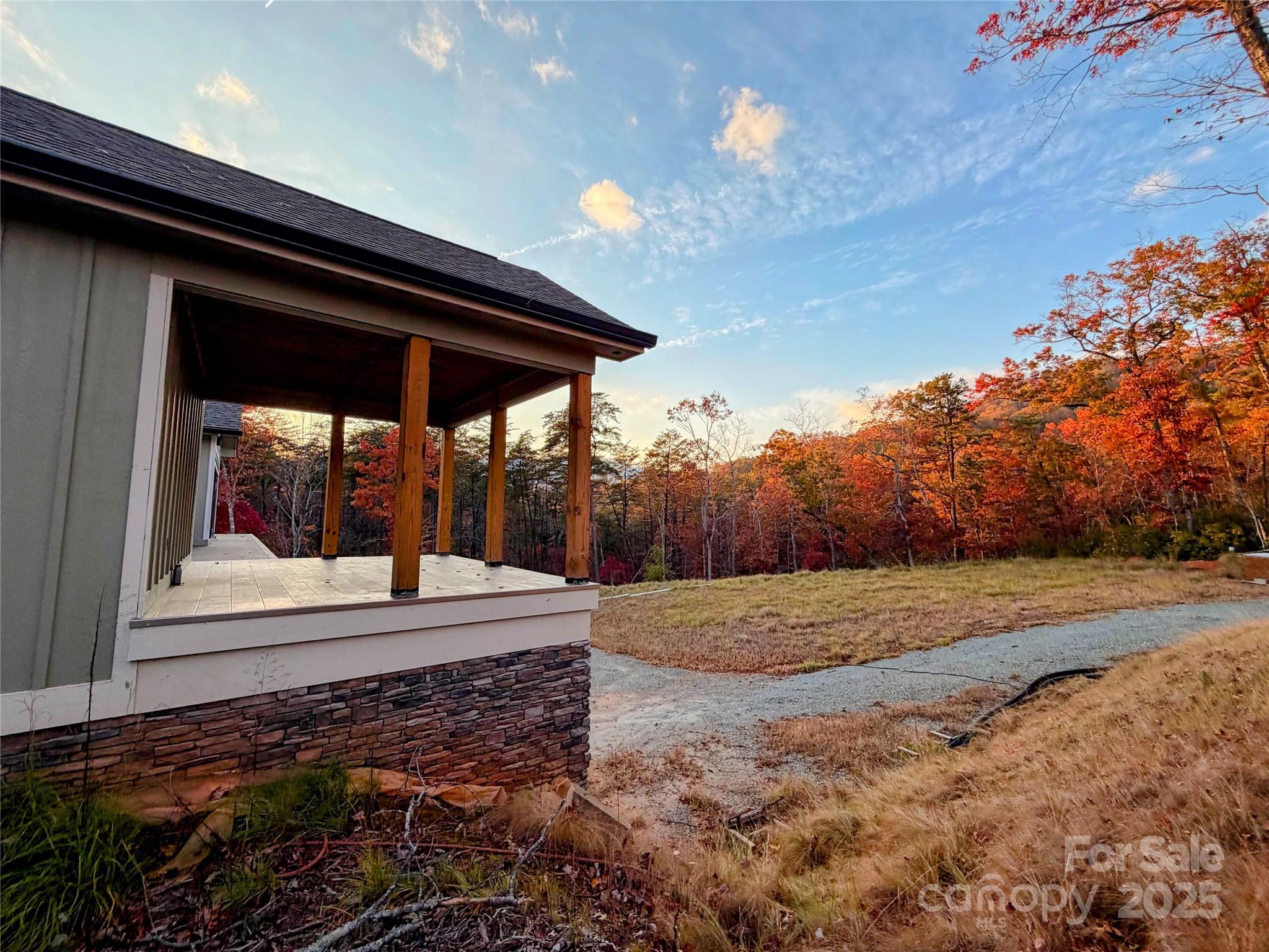 864 Matho Trace Property Photo 28