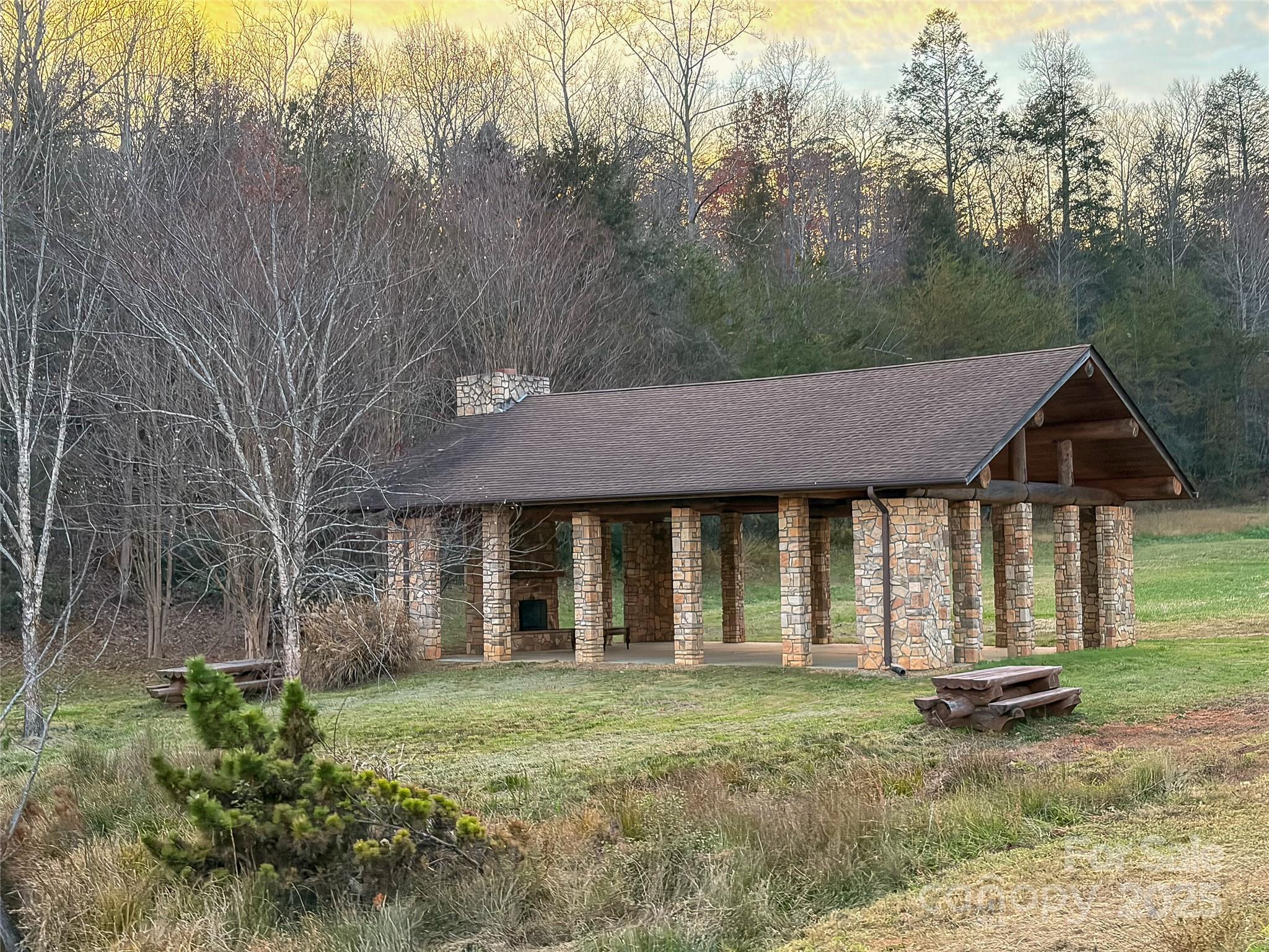 864 Matho Trace Property Photo 46