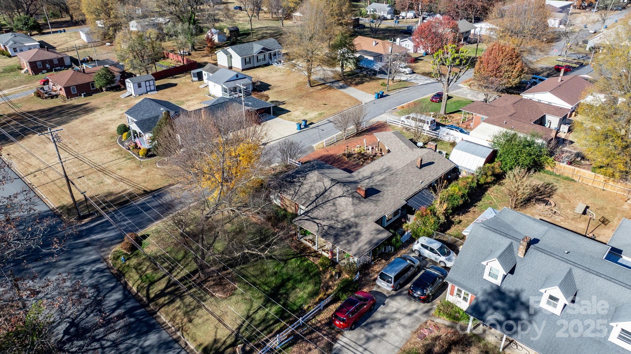 901 Union Street Property Photo 35
