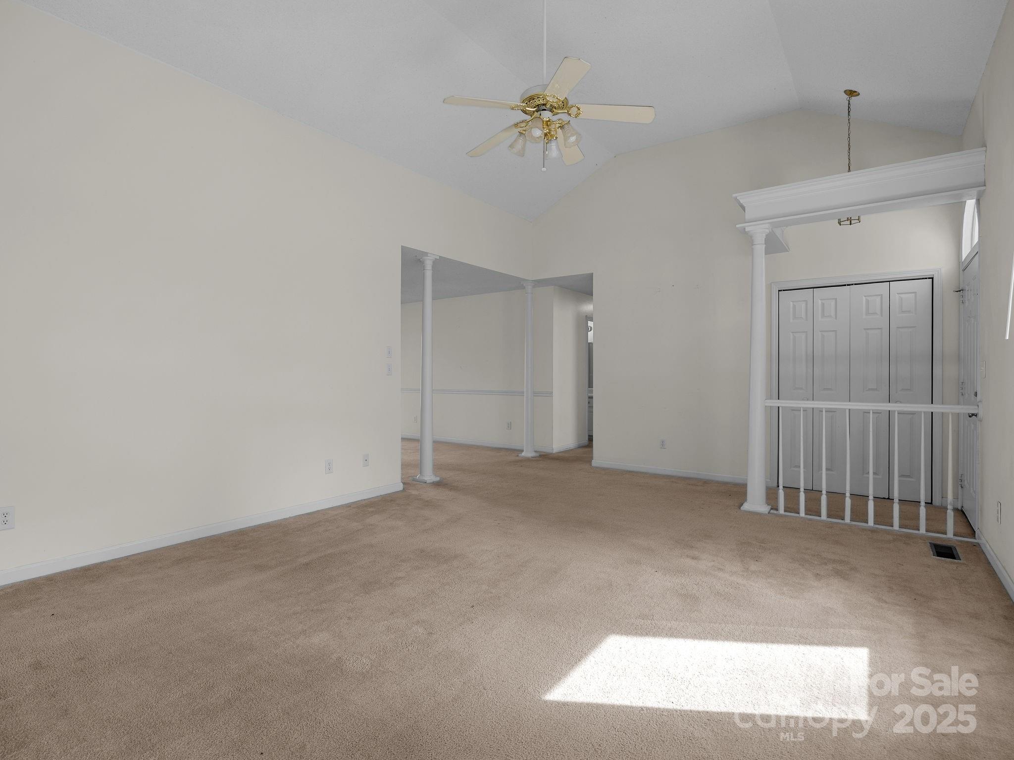 383 Woody Circle Property Photo 10