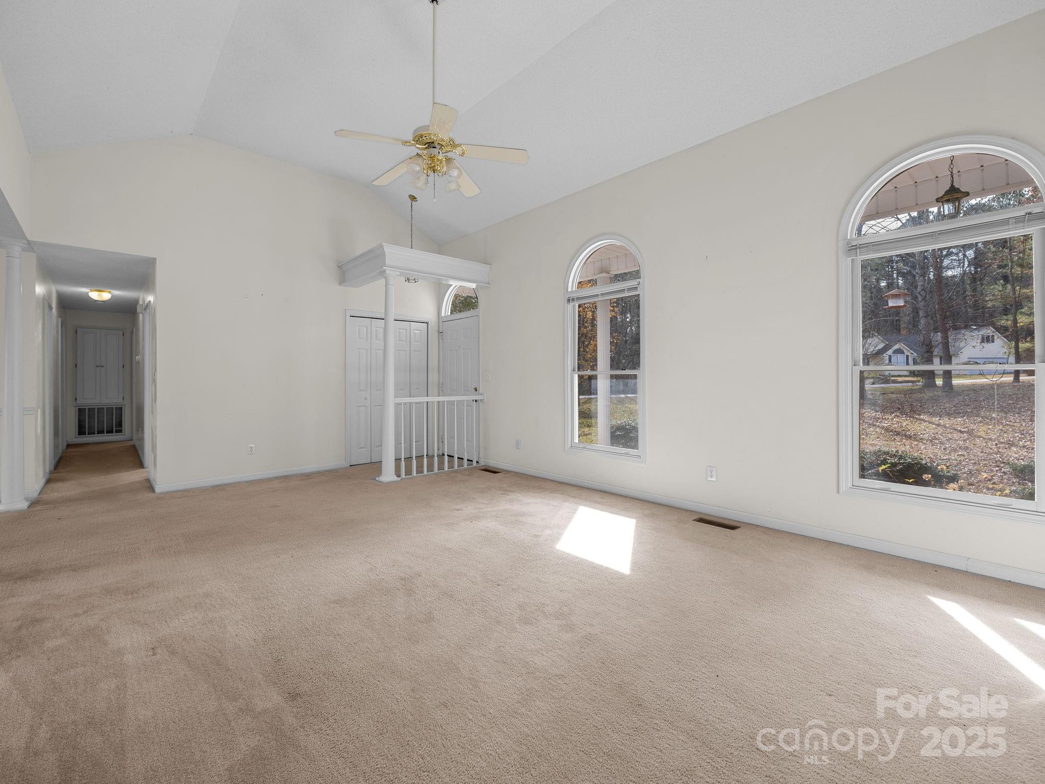 383 Woody Circle Property Photo 11