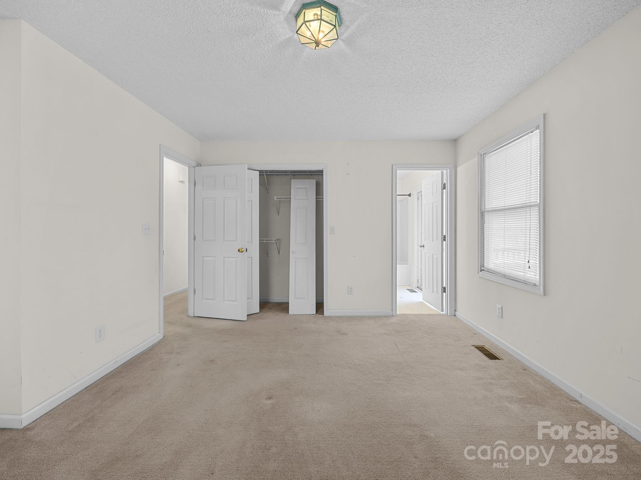 383 Woody Circle Property Photo 21