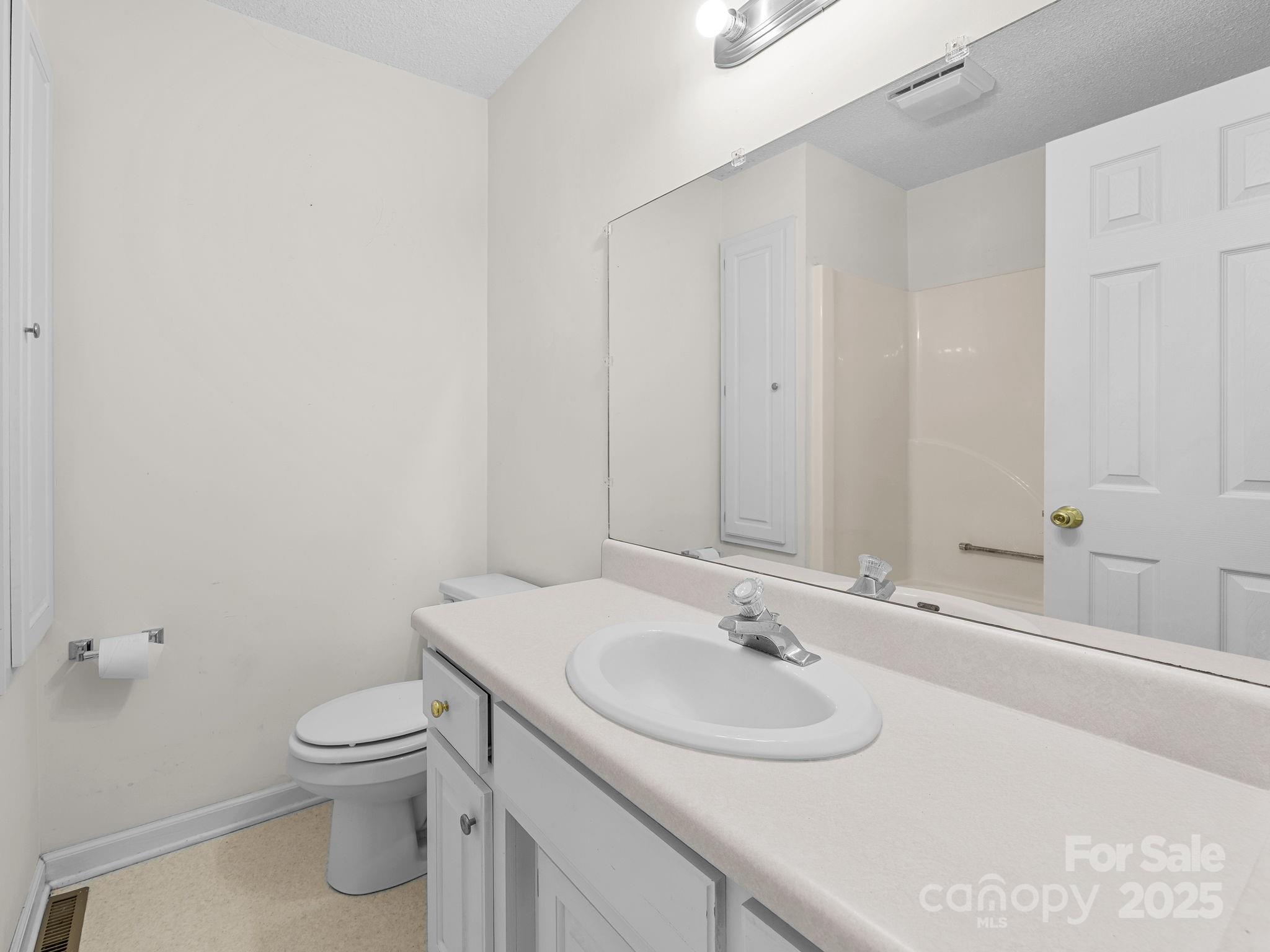 383 Woody Circle Property Photo 25