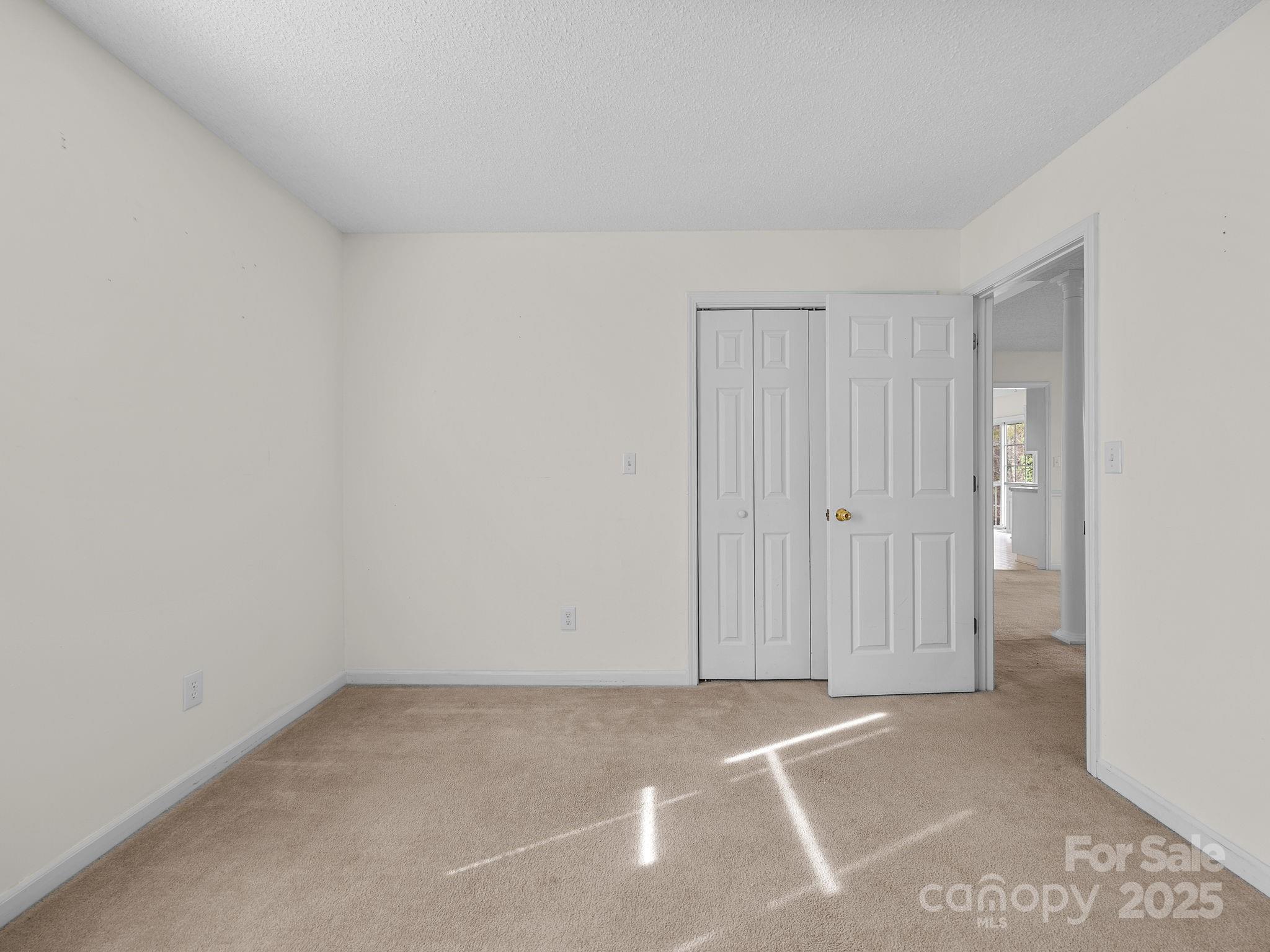 383 Woody Circle Property Photo 27