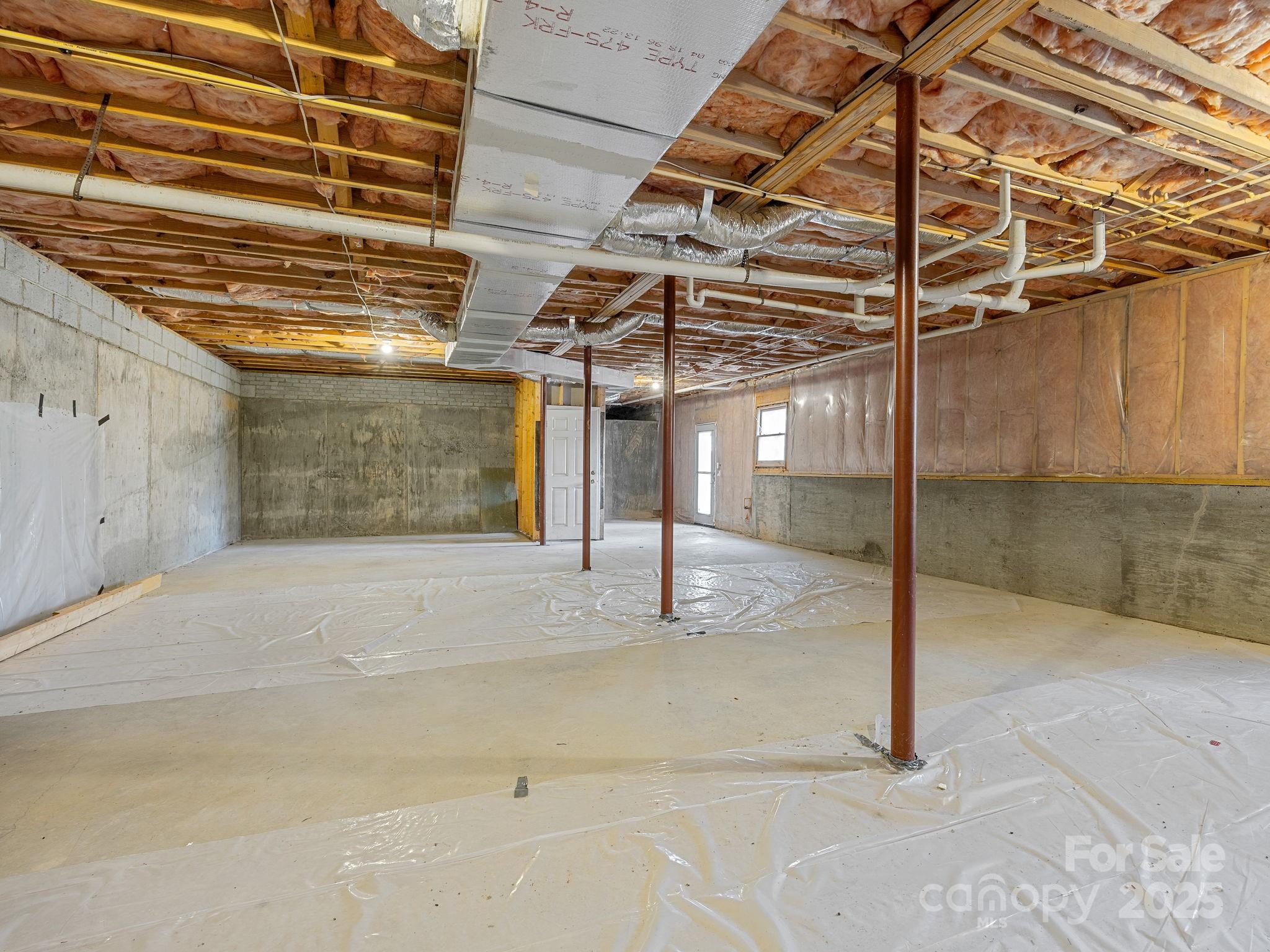 383 Woody Circle Property Photo 29